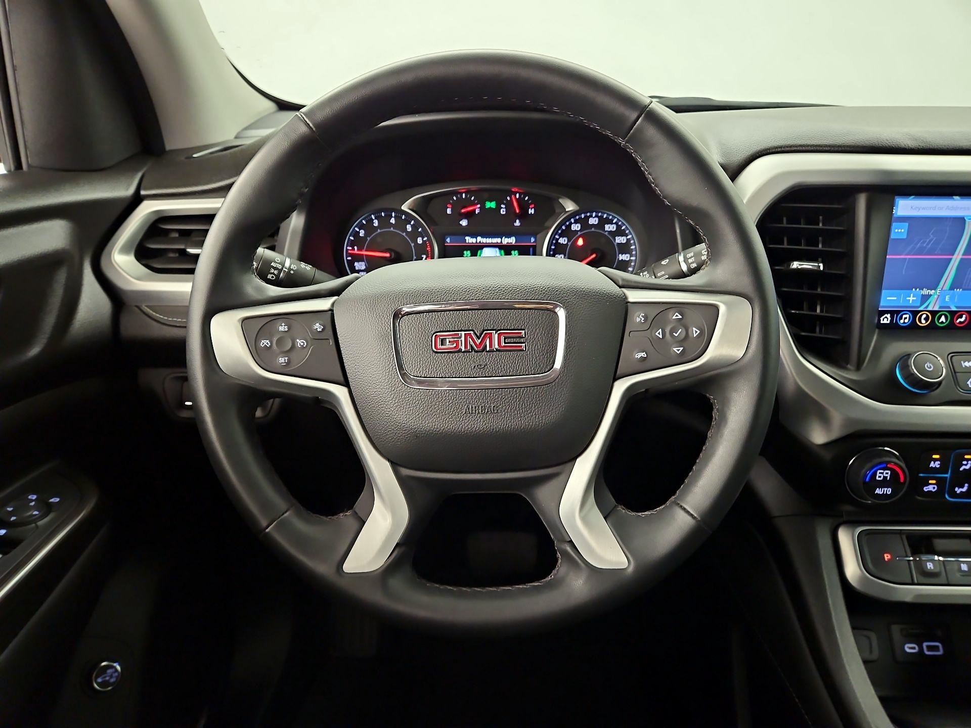 Thumbnail: 2023 GMC Acadia - 10