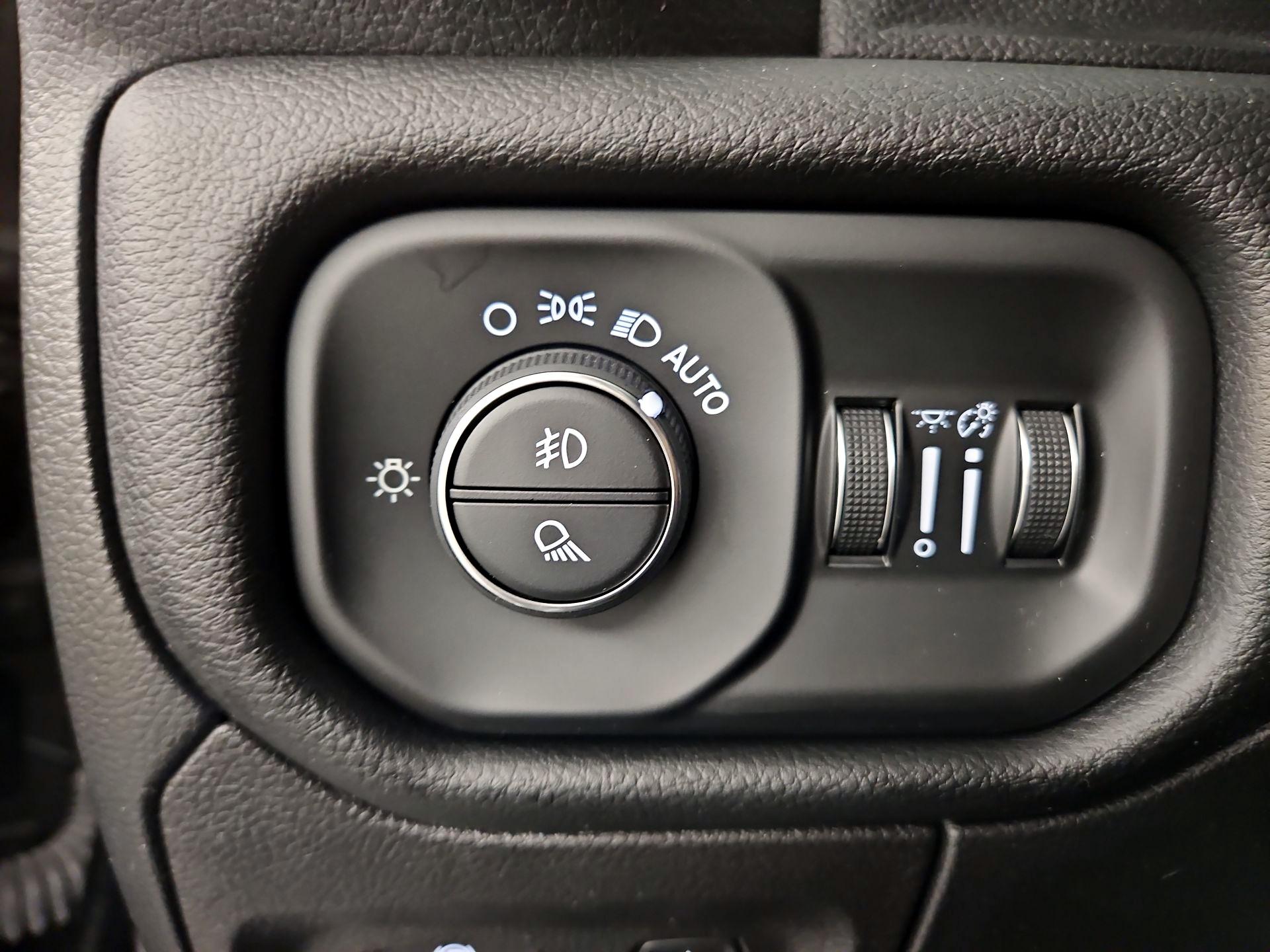 Thumbnail: 2022 RAM 1500 - 13