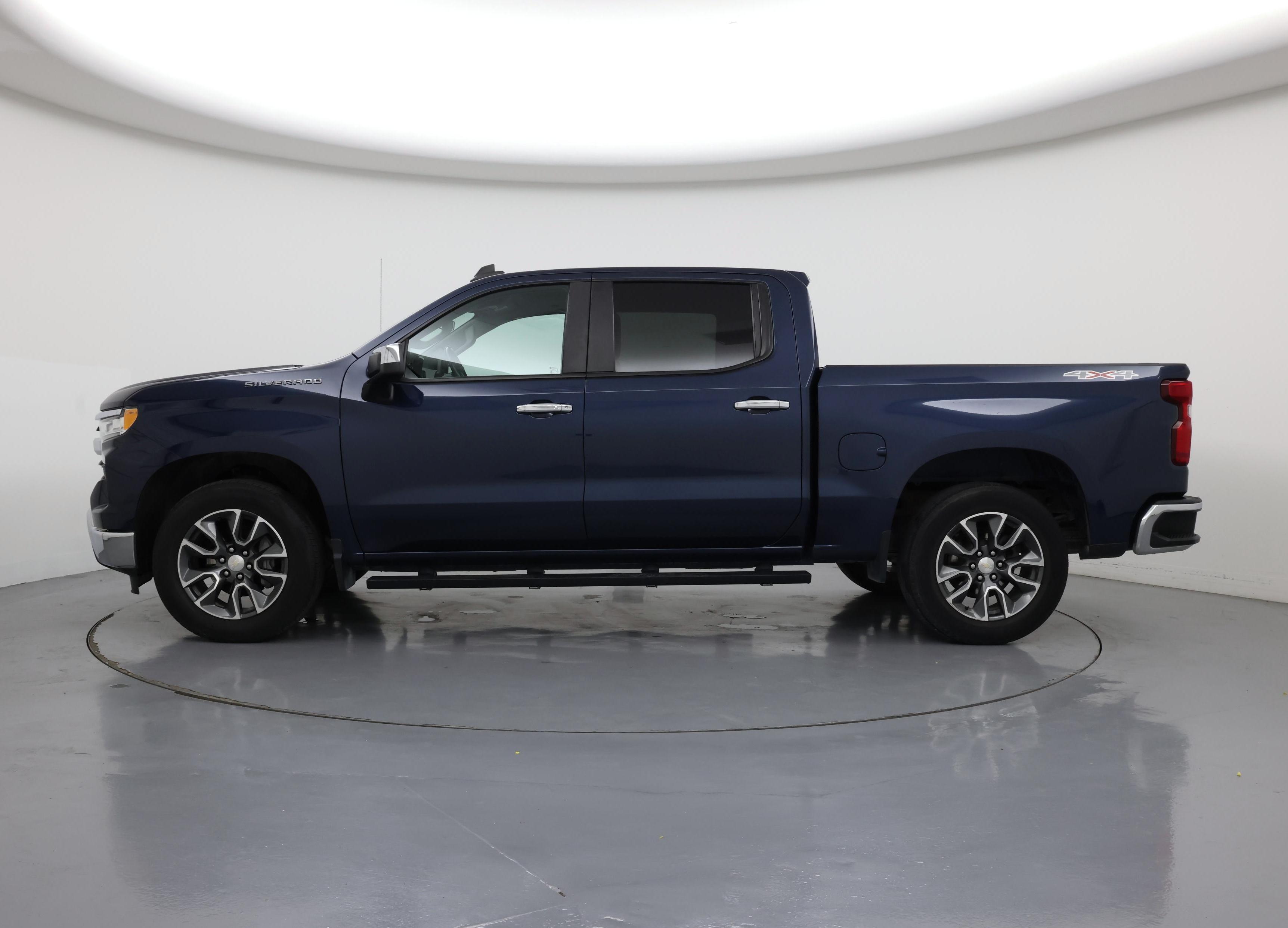 Thumbnail: 2022 Chevrolet Silverado 1500 - 3