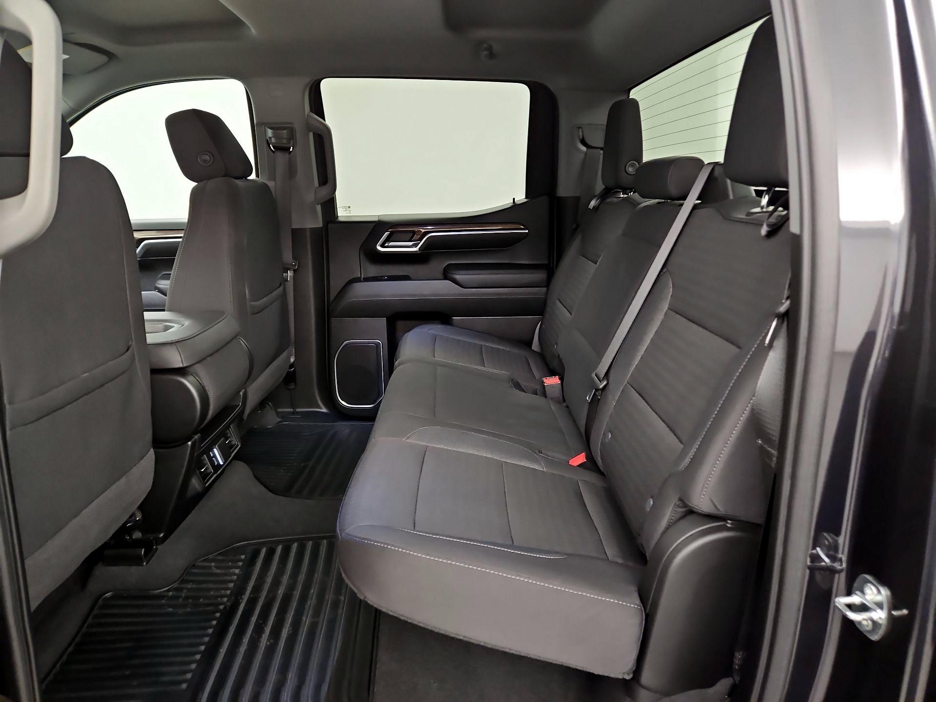 Thumbnail: 2022 Chevrolet Silverado 1500 - 19