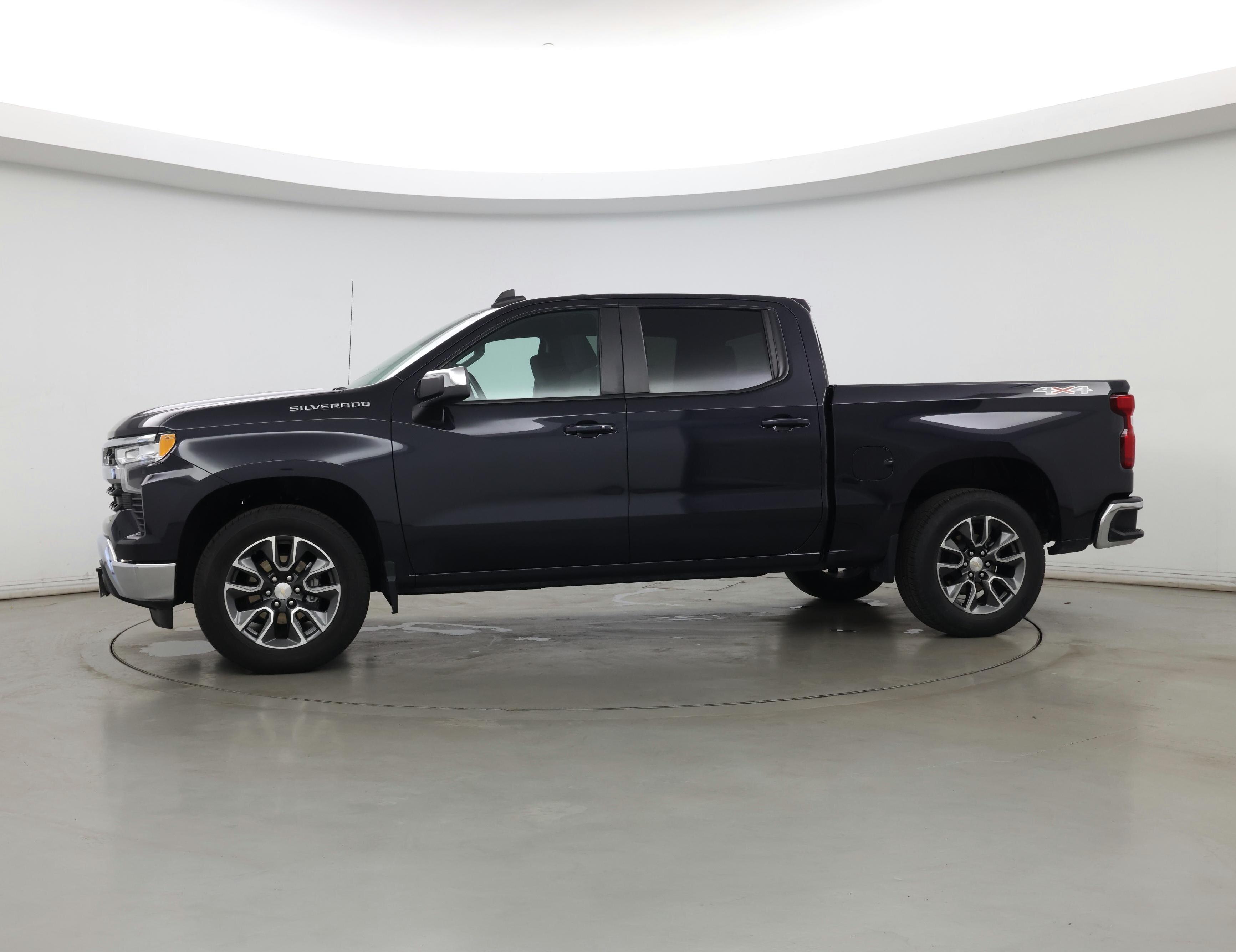 Thumbnail: 2022 Chevrolet Silverado 1500 - 3