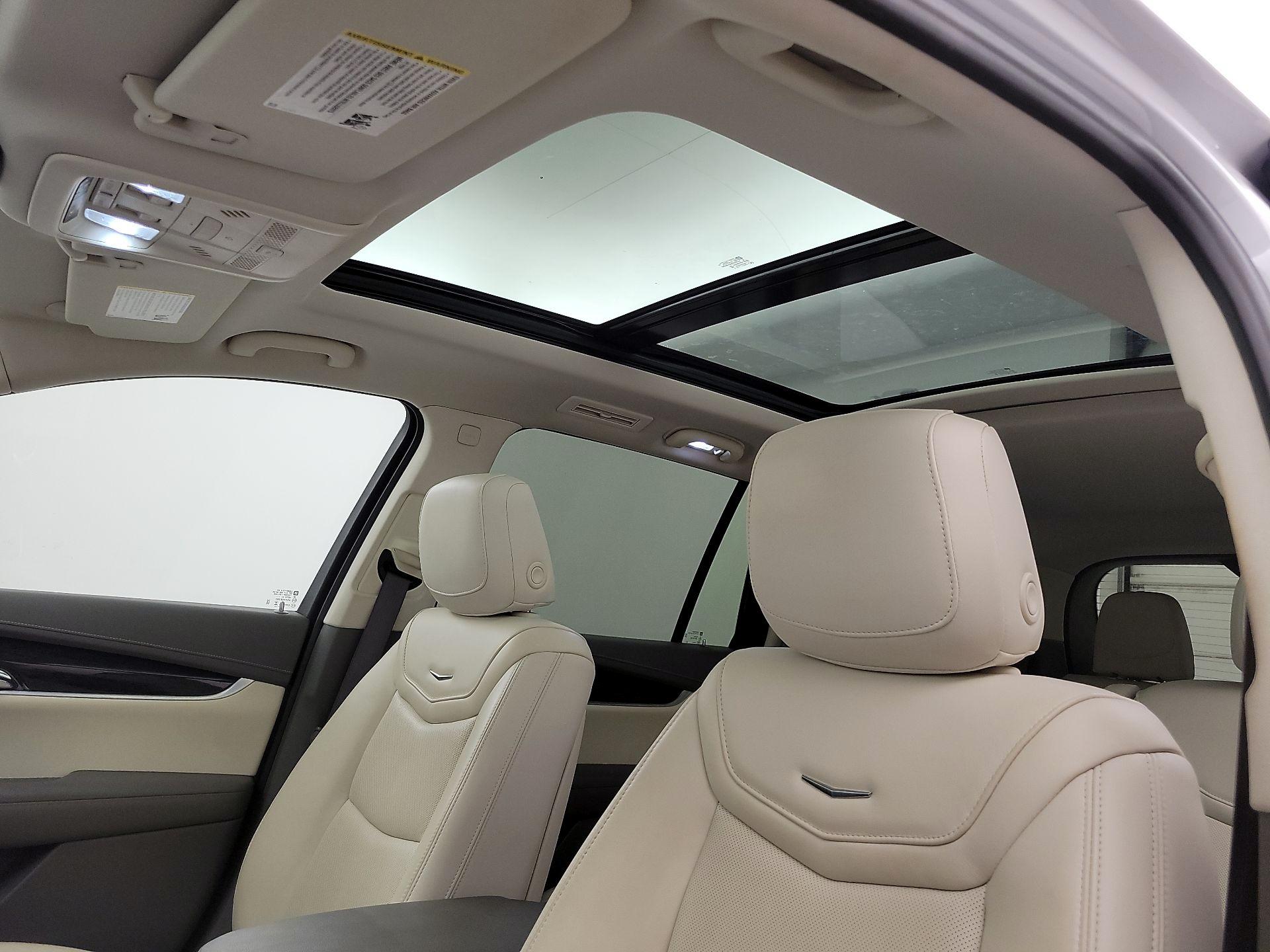Thumbnail: 2023 Cadillac XT6 - 20