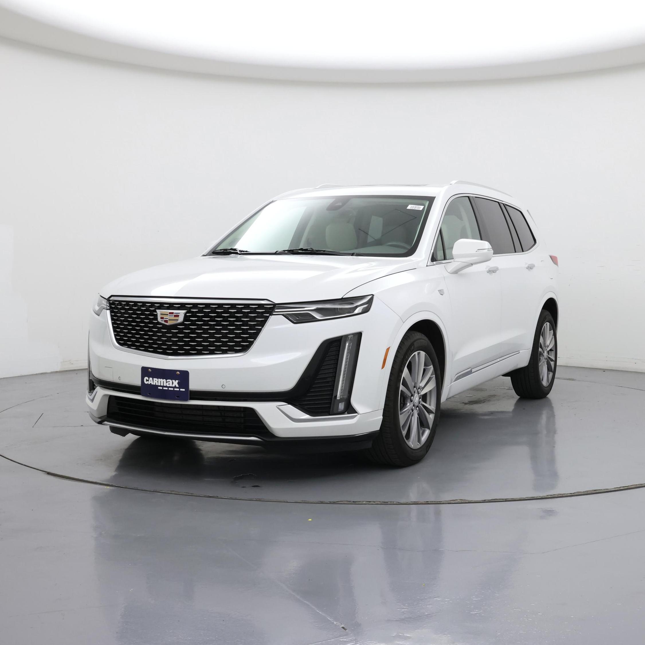 Thumbnail: 2023 Cadillac XT6 - 4