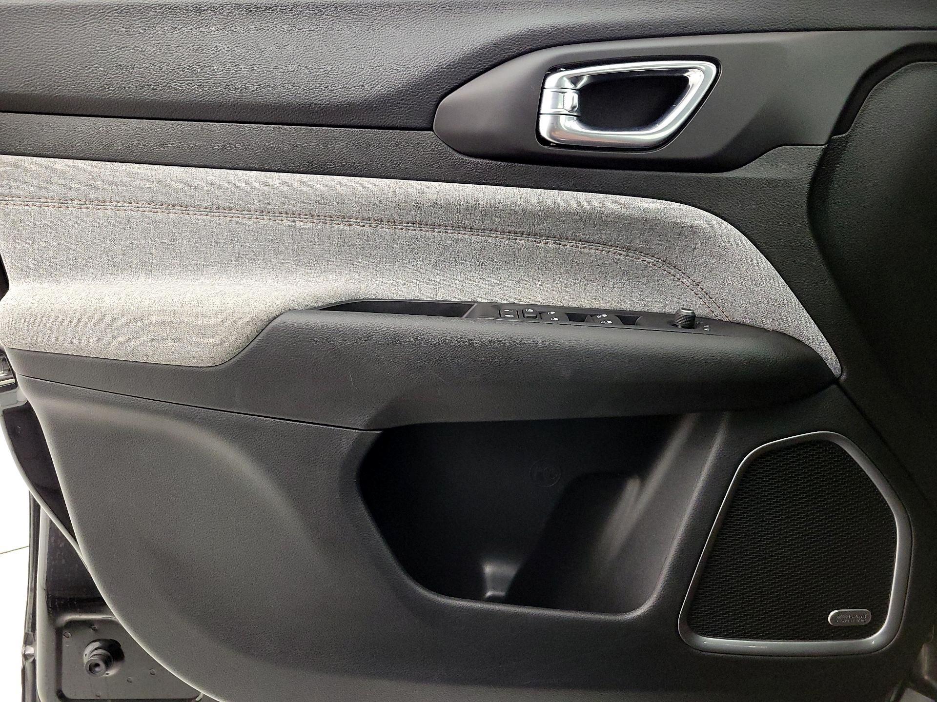Thumbnail: 2022 Jeep Compass - 12