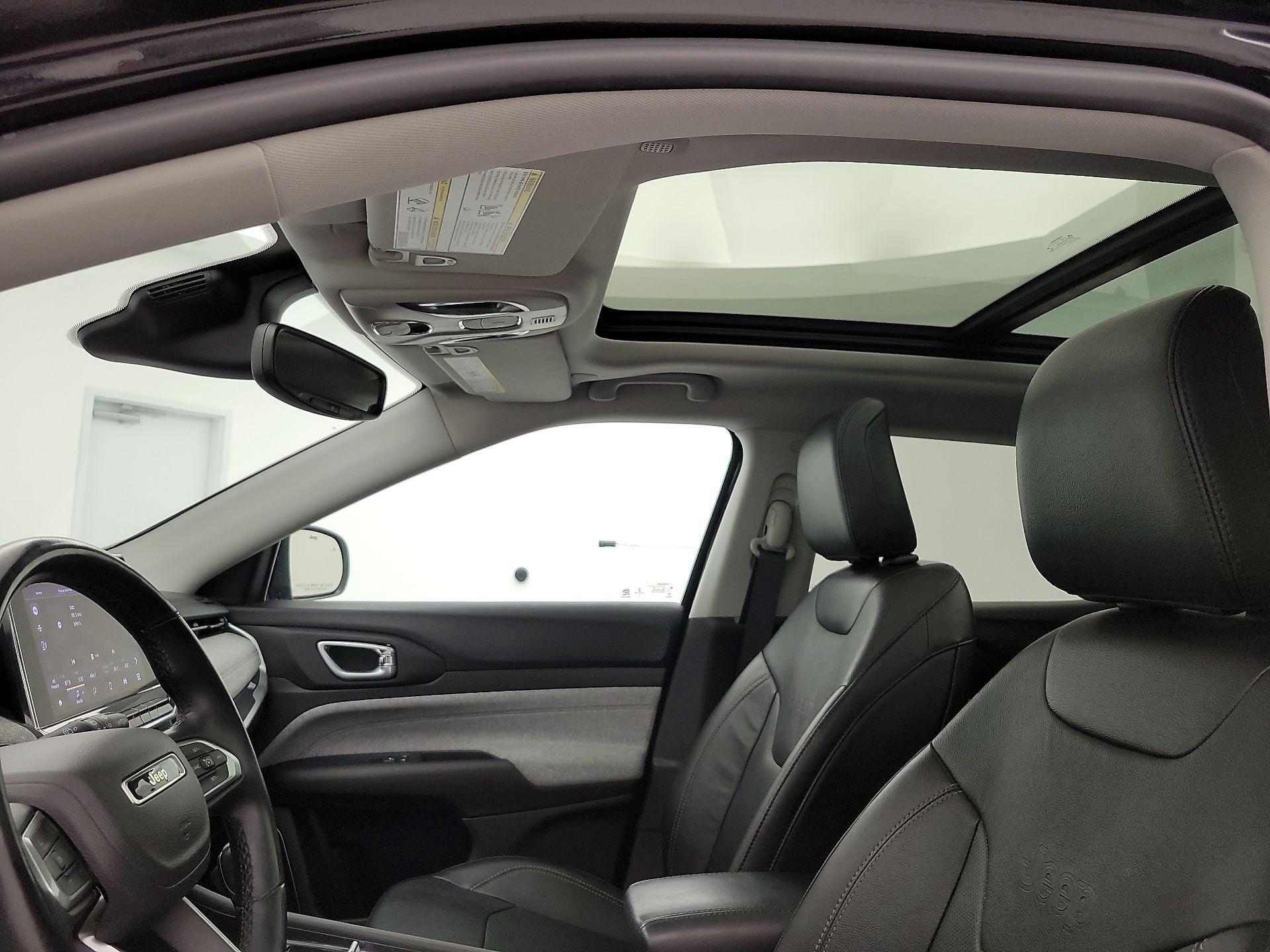 Thumbnail: 2022 Jeep Compass - 19