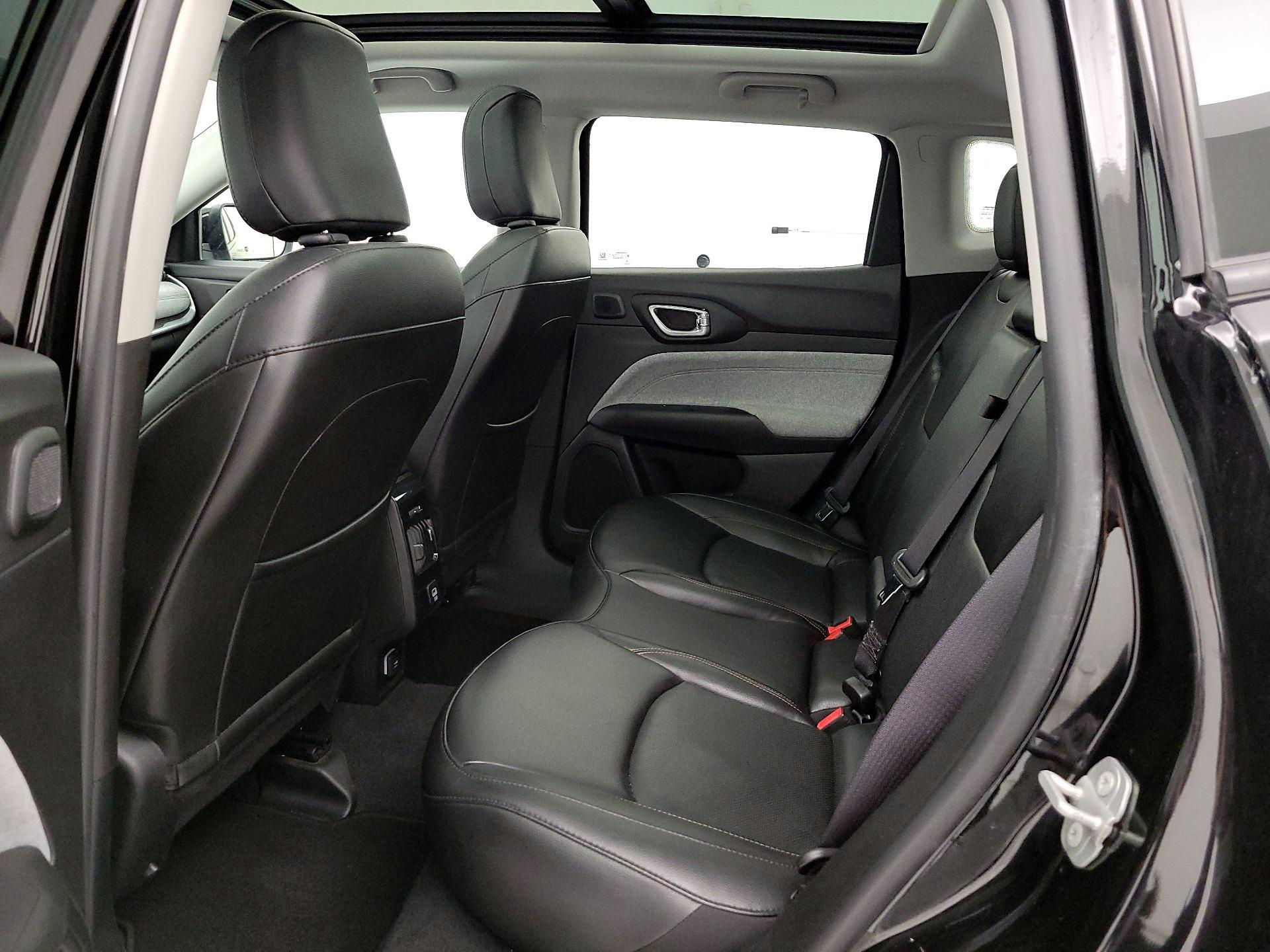Thumbnail: 2022 Jeep Compass - 20