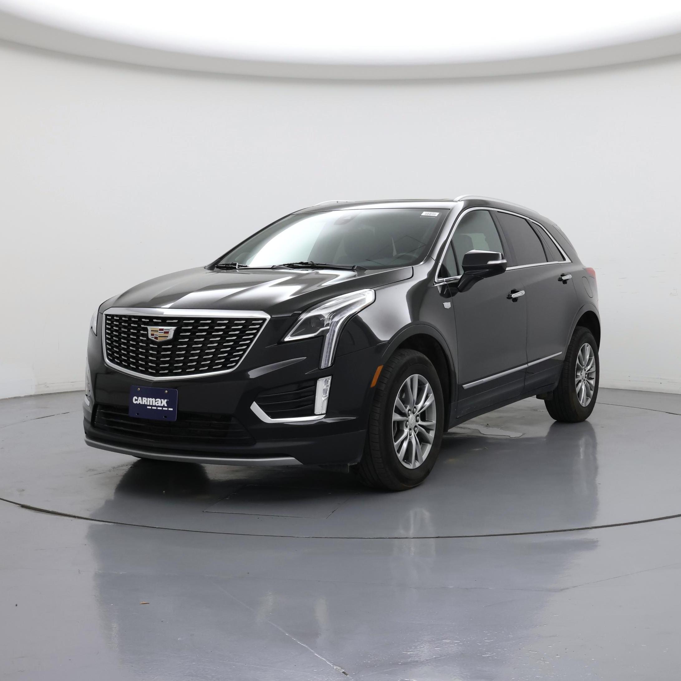 Thumbnail: 2023 Cadillac XT5 - 4