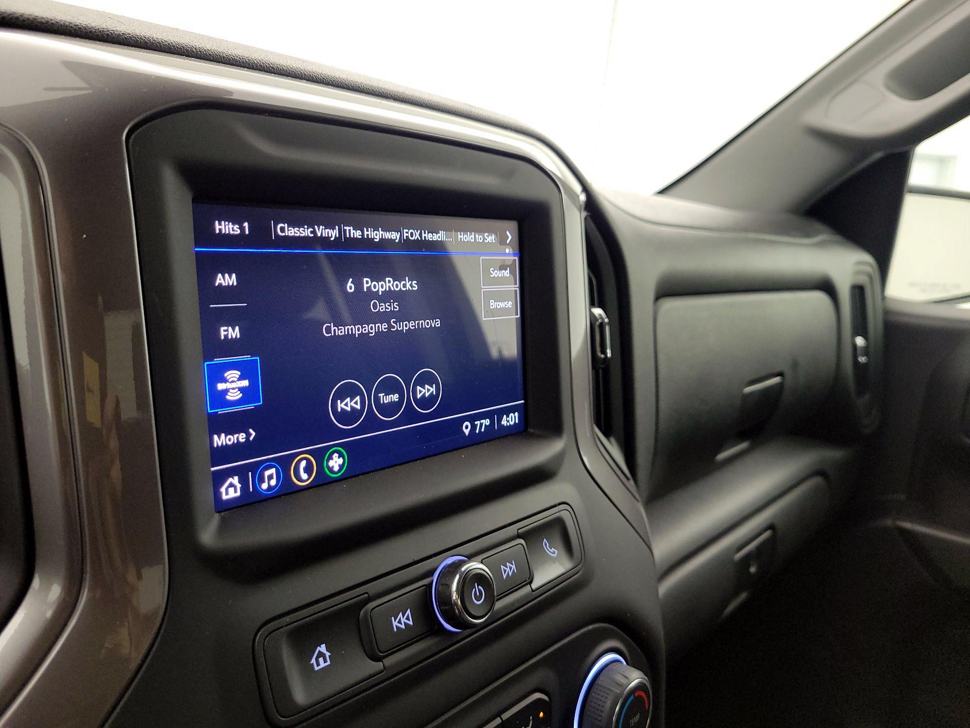 Thumbnail: 2022 Chevrolet Silverado 1500 - 16