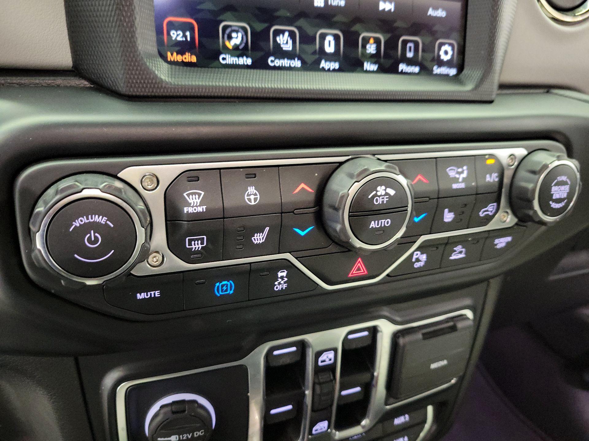 Thumbnail: 2021 Jeep Wrangler - 16