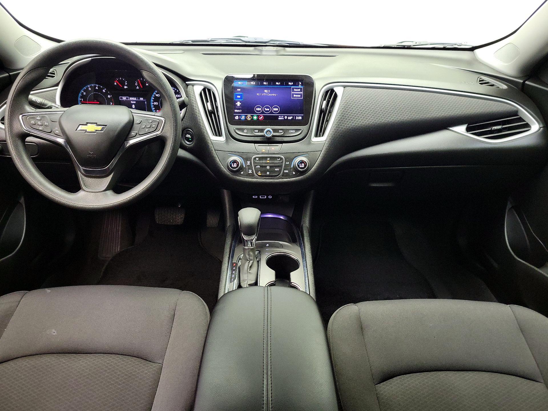 Thumbnail: 2023 Chevrolet Malibu - 9