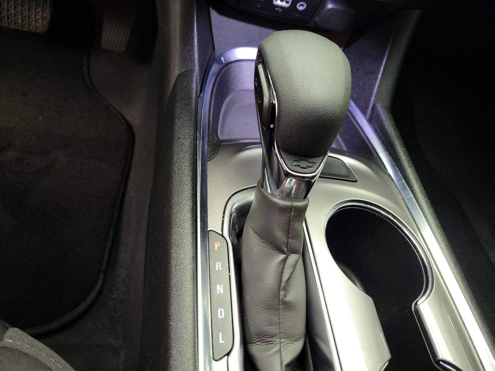 Thumbnail: 2023 Chevrolet Malibu - 16