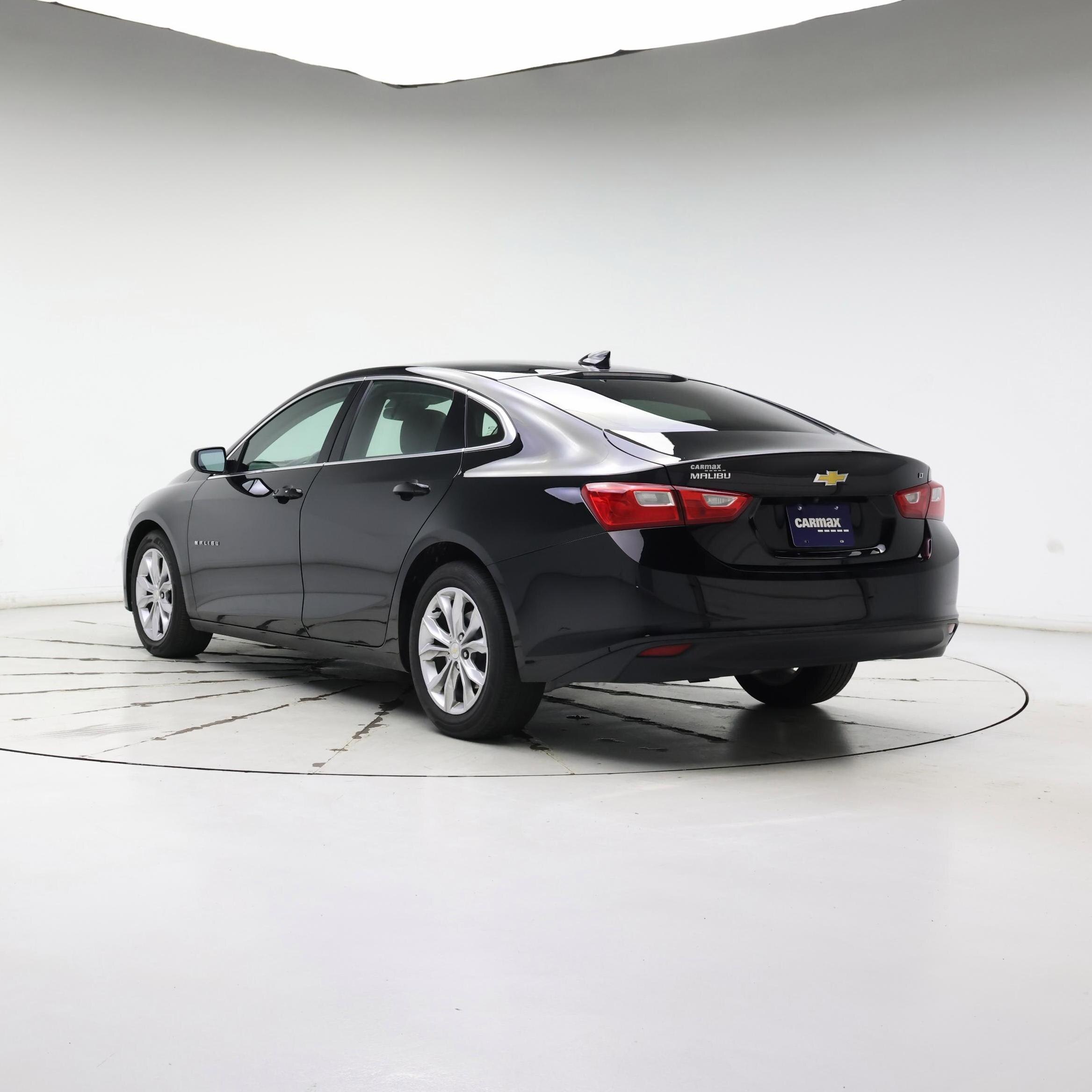 Thumbnail: 2023 Chevrolet Malibu - 2