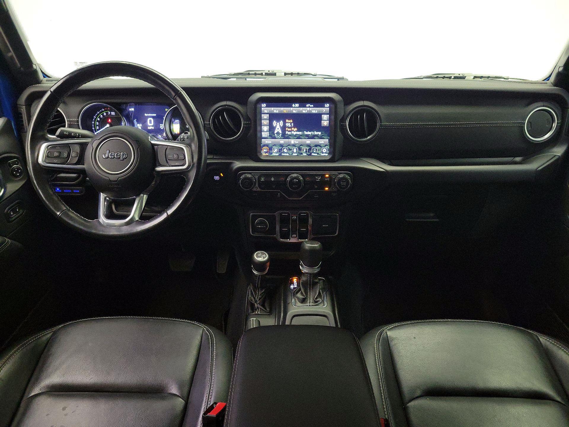 Thumbnail: 2022 Jeep Wrangler - 9