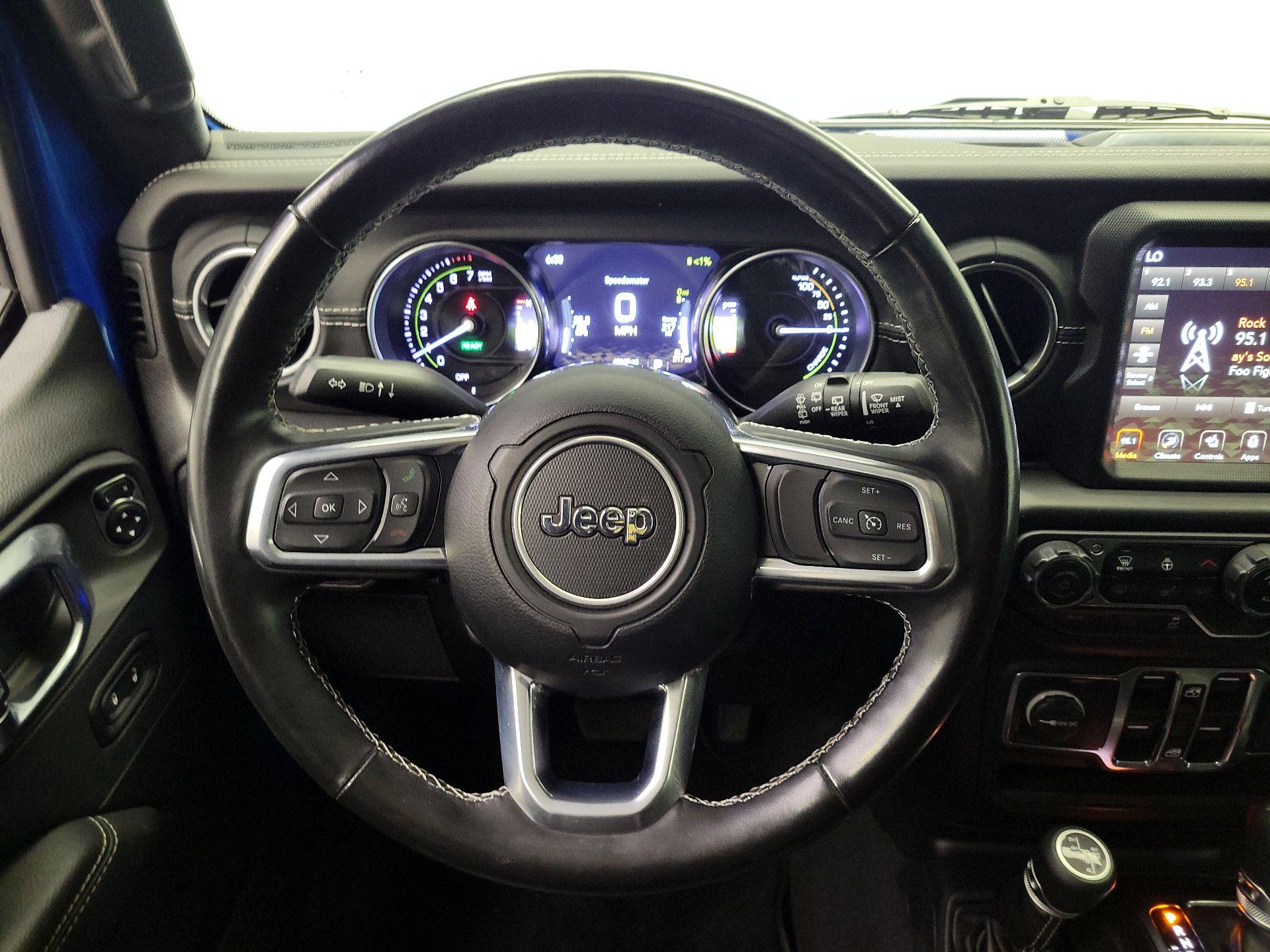 Thumbnail: 2022 Jeep Wrangler - 10