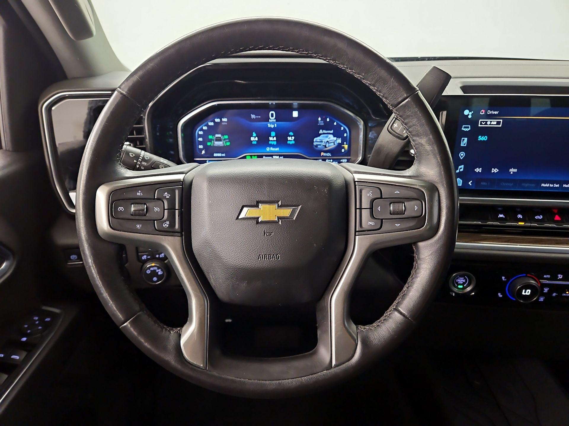 Thumbnail: 2022 Chevrolet Silverado 1500 - 10