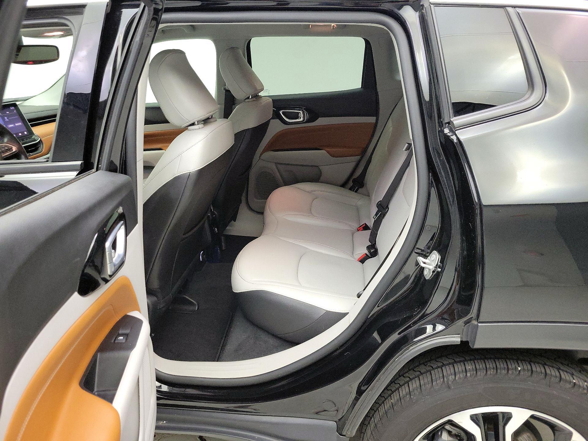 Thumbnail: 2022 Jeep Compass - 19