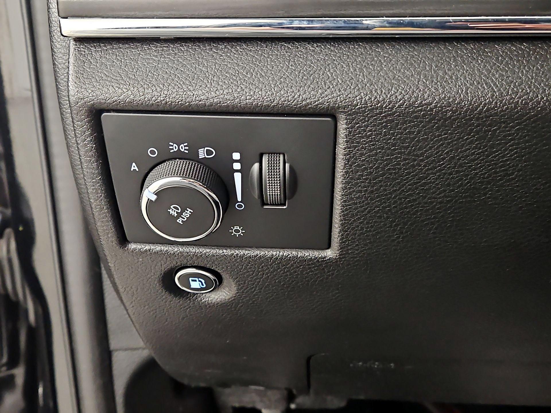 Thumbnail: 2021 Jeep Grand Cherokee - 13