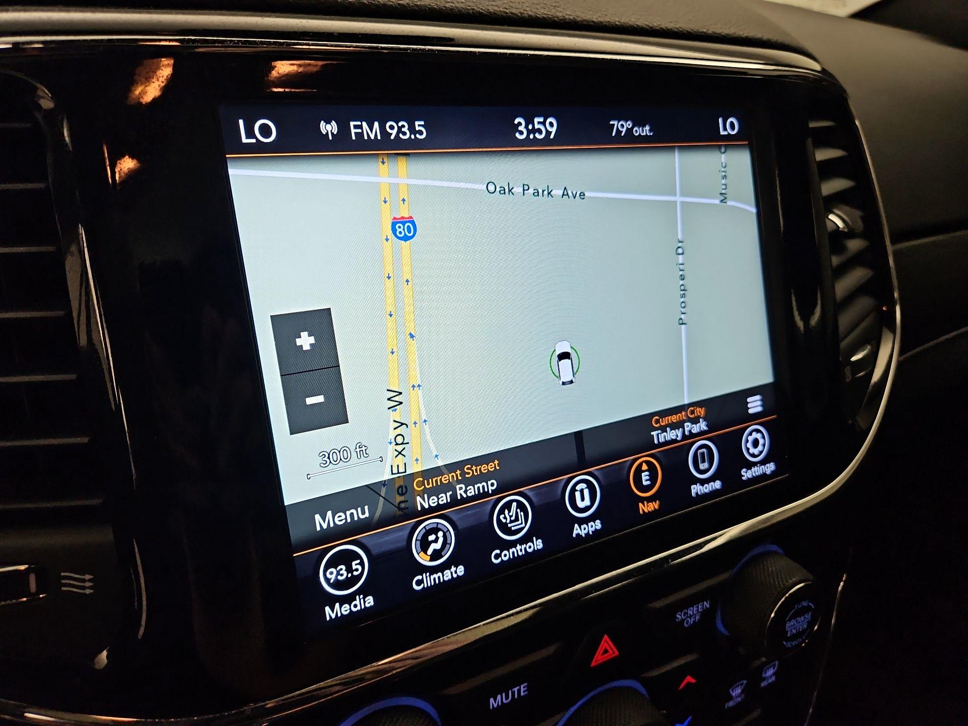 Thumbnail: 2021 Jeep Grand Cherokee - 14