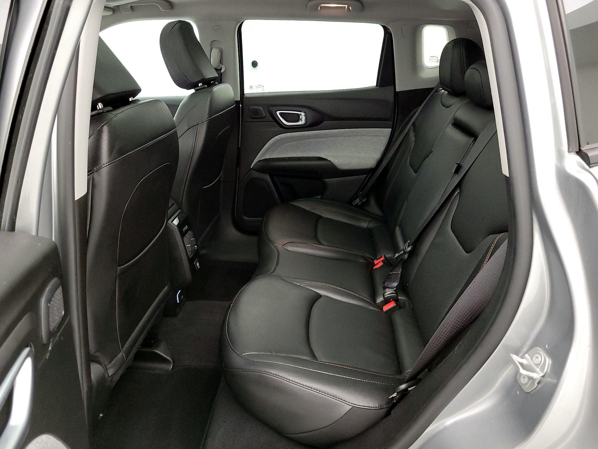 Thumbnail: 2022 Jeep Compass - 20