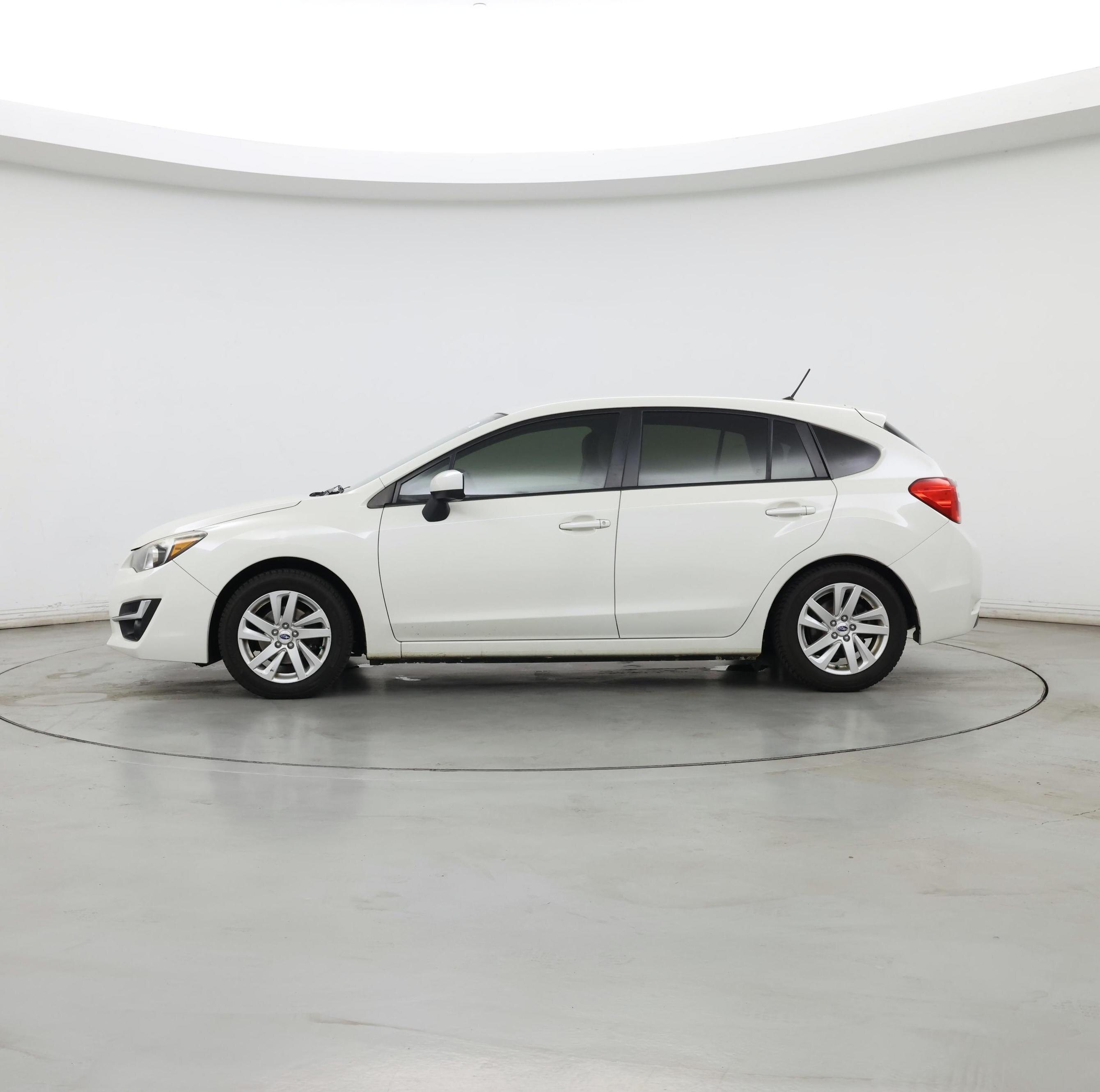 Thumbnail: 2016 Subaru Impreza - 3