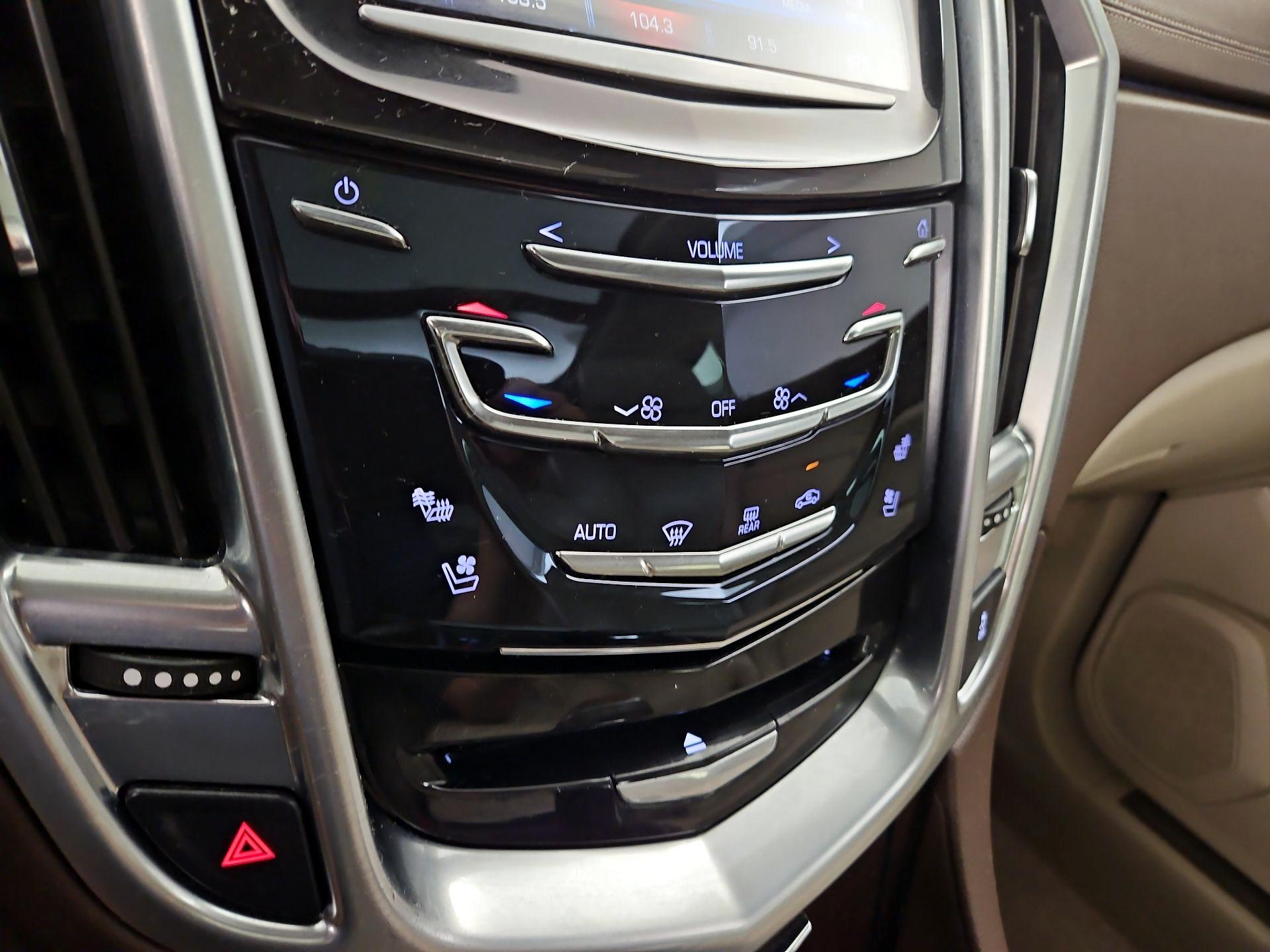 Thumbnail: 2015 Cadillac SRX - 17