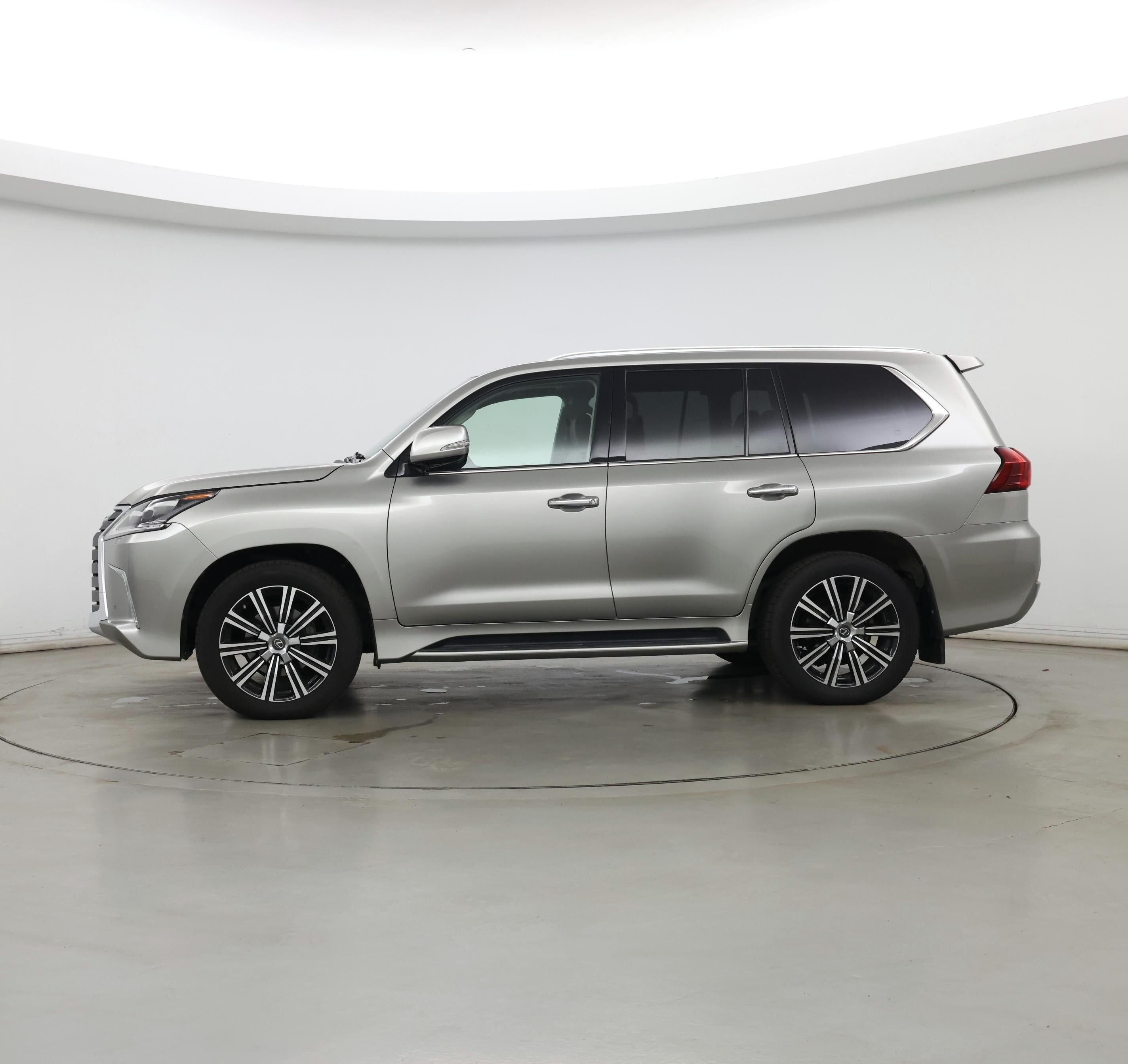 Thumbnail: 2018 Lexus LX - 3
