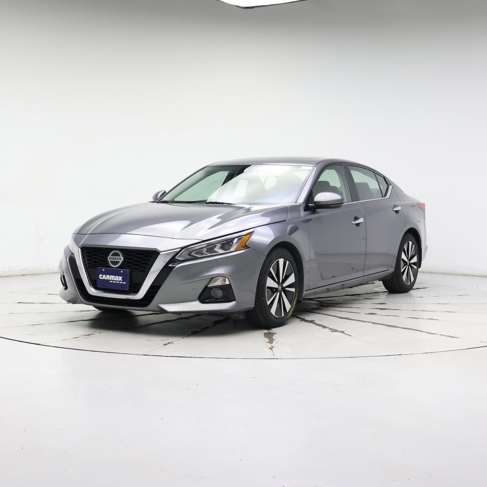 Thumbnail: 2022 Nissan Altima - 4