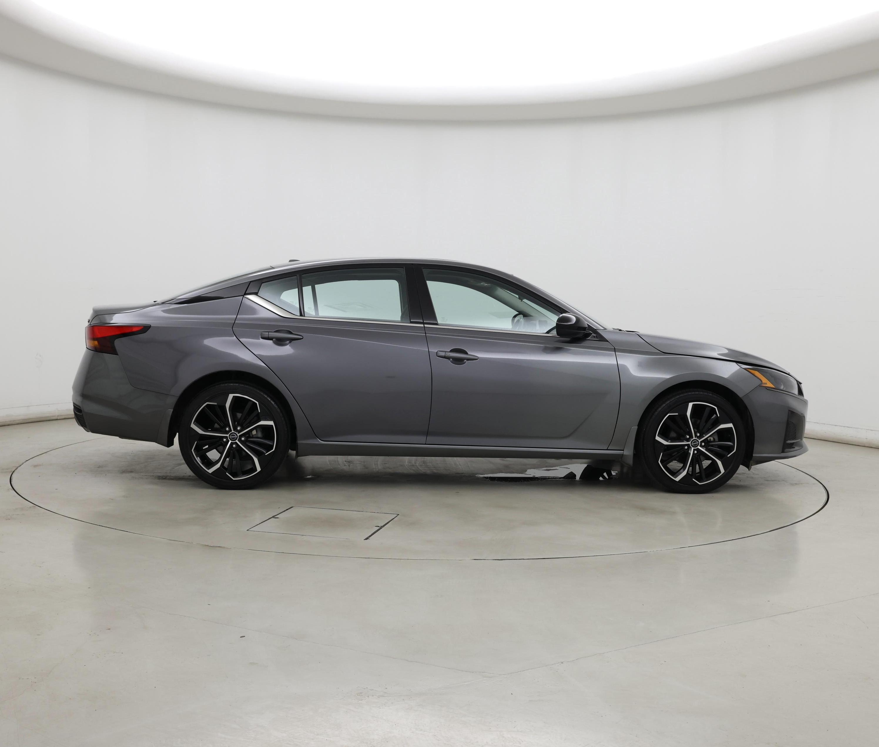 Thumbnail: 2023 Nissan Altima - 7