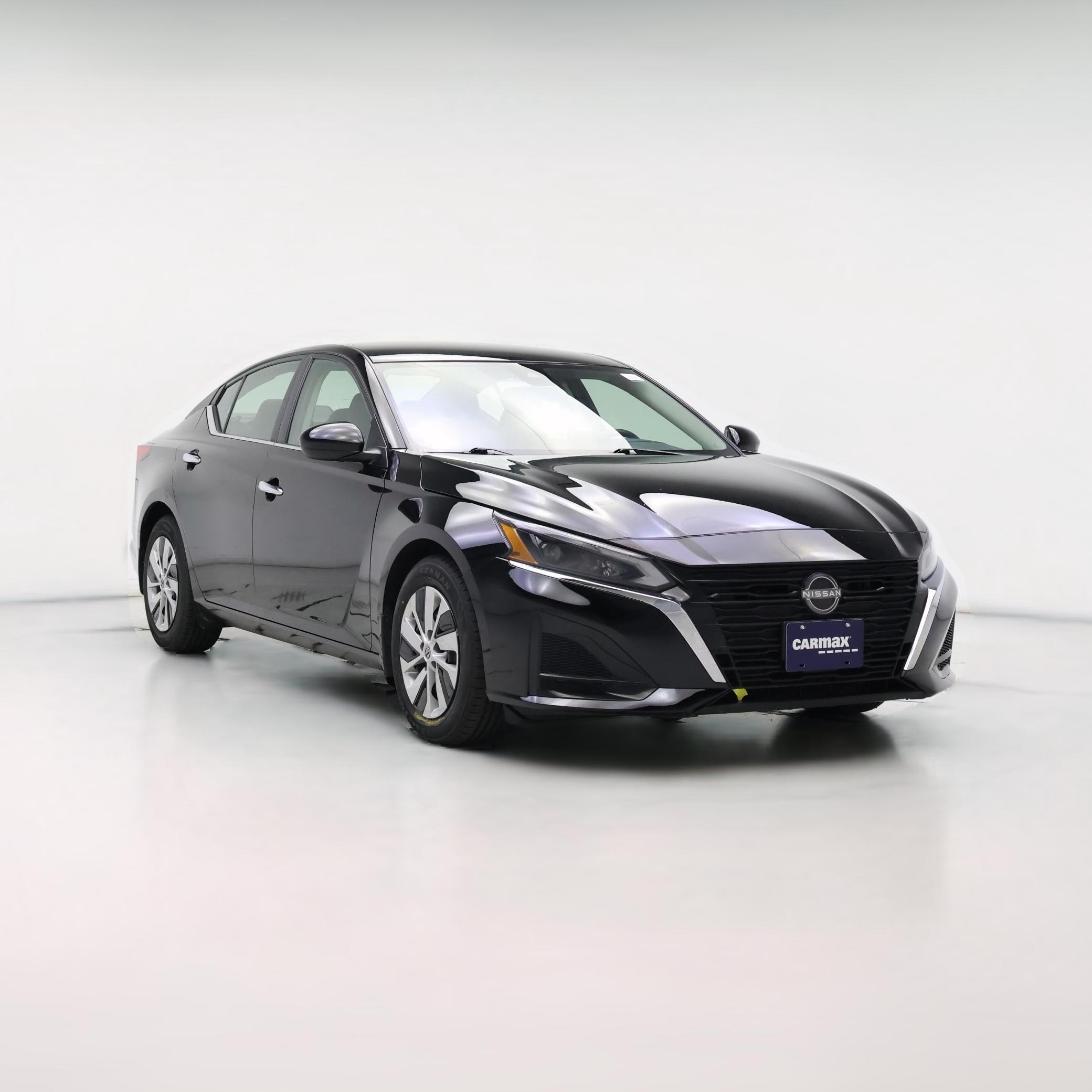 Thumbnail: 2023 Nissan Altima - 1