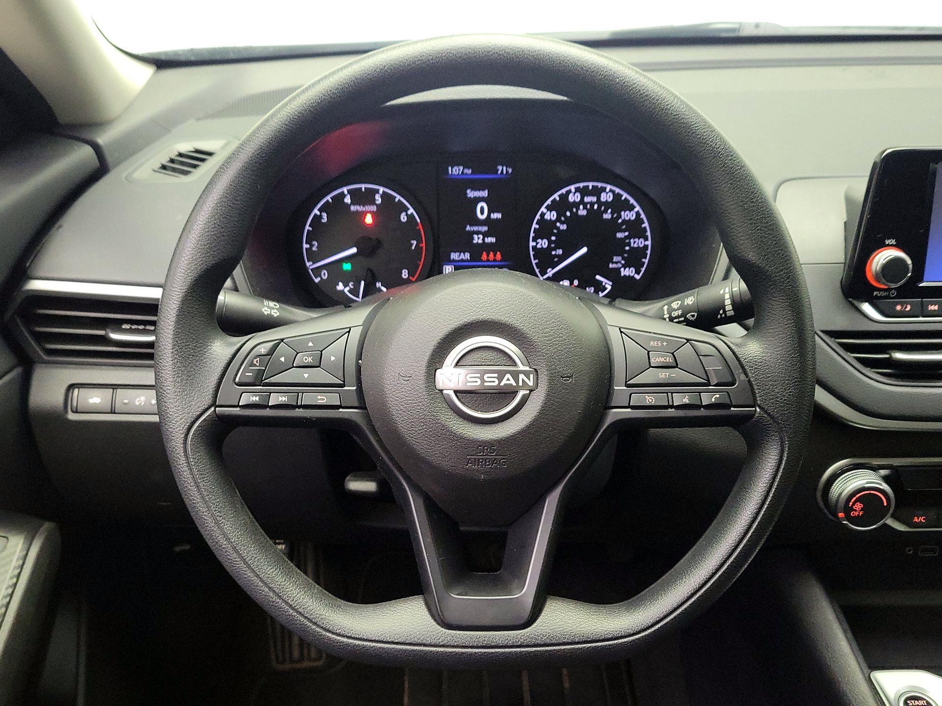 Thumbnail: 2023 Nissan Altima - 10