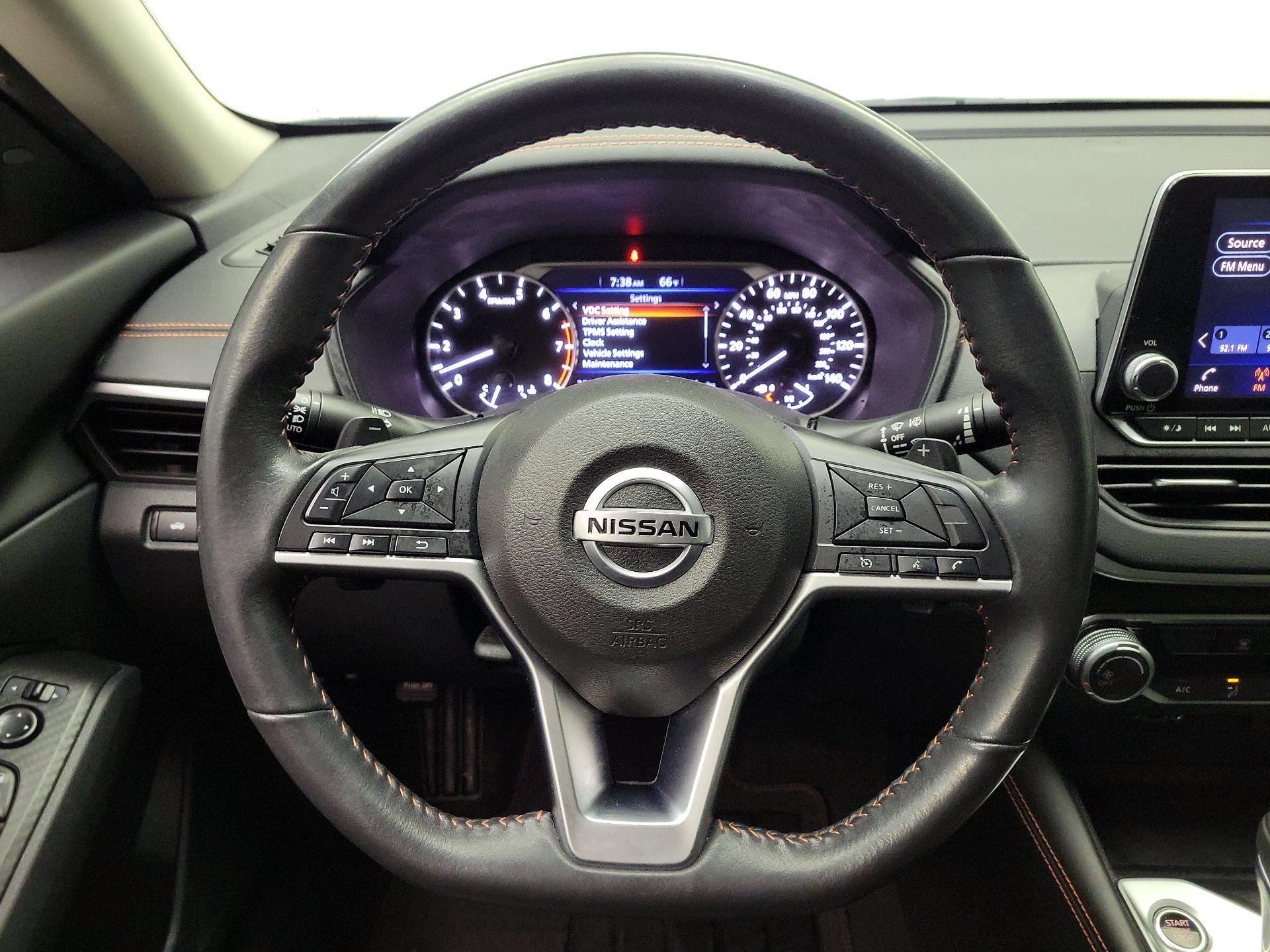 Thumbnail: 2022 Nissan Altima - 10