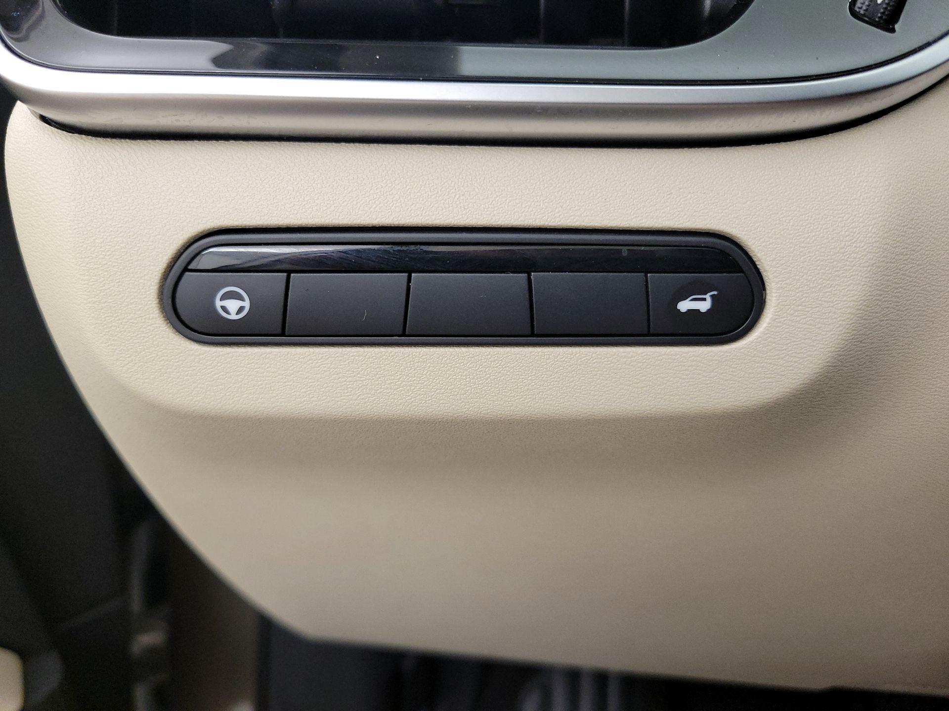 Thumbnail: 2024 INFINITI QX60 - 13