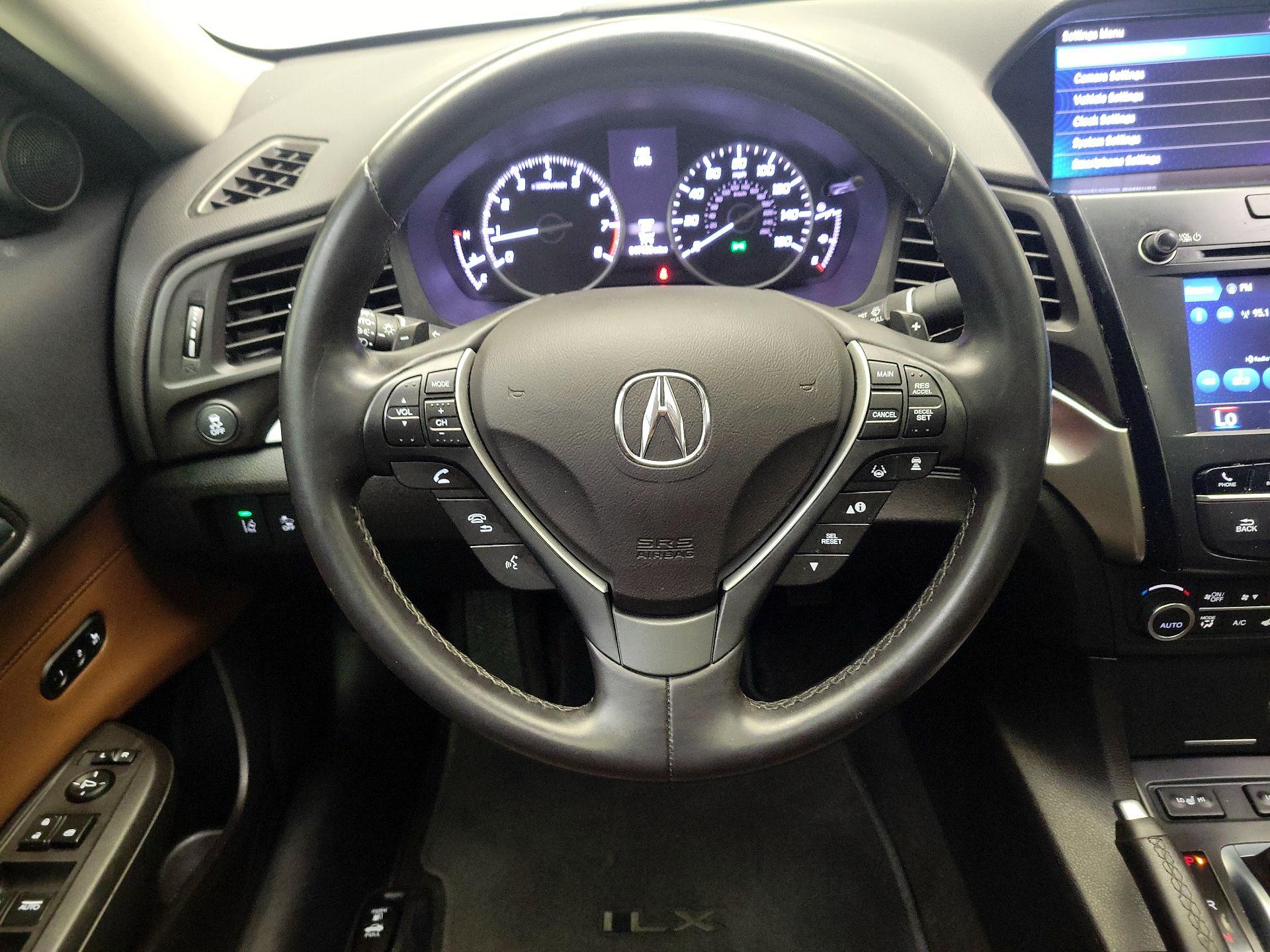 Thumbnail: 2020 Acura ILX - 10