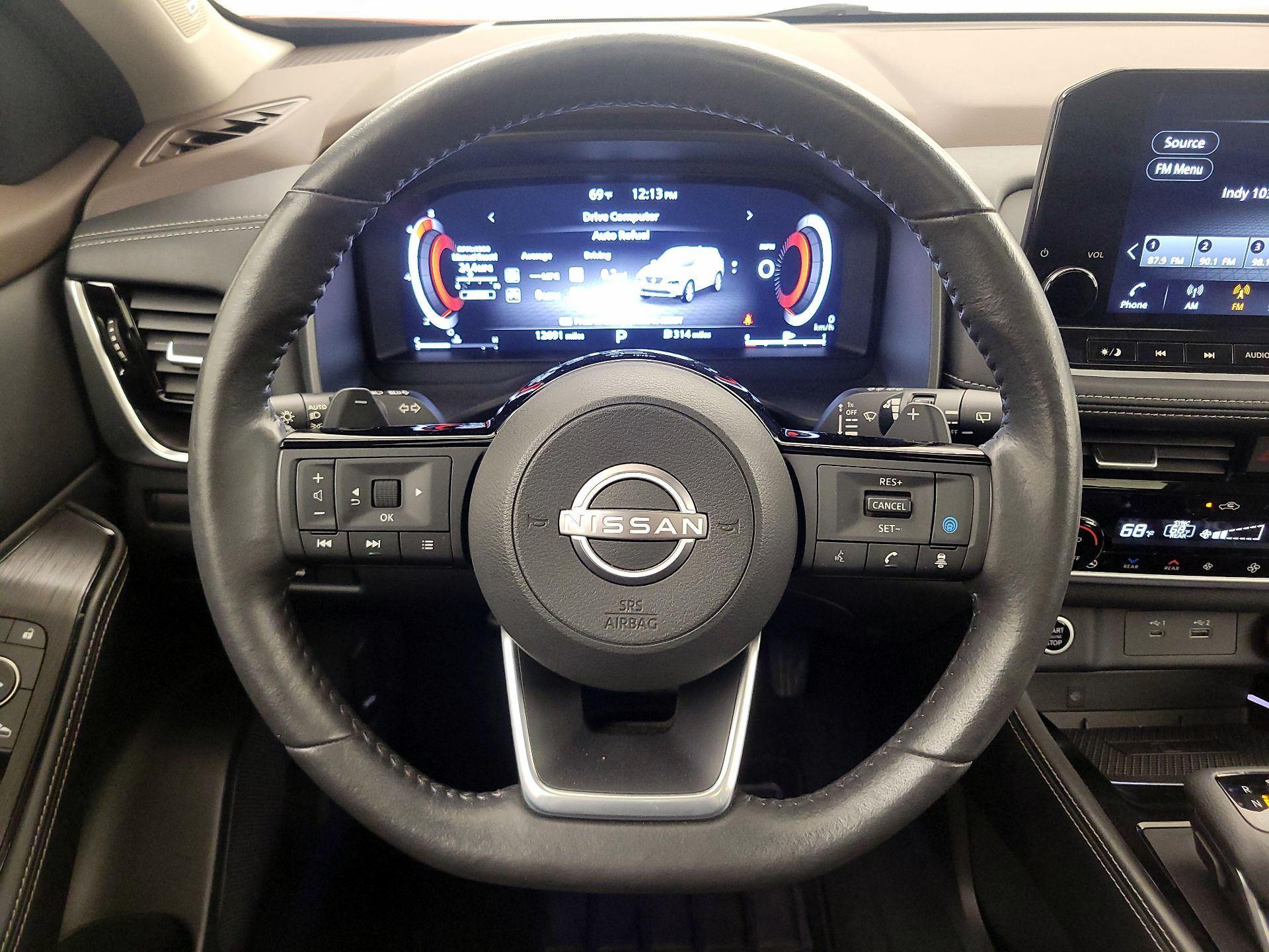 Thumbnail: 2022 Nissan Rogue - 10