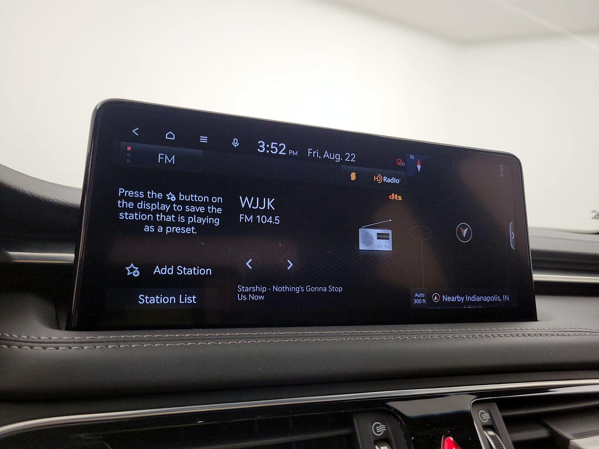 Thumbnail: 2023 Genesis G70 - 16
