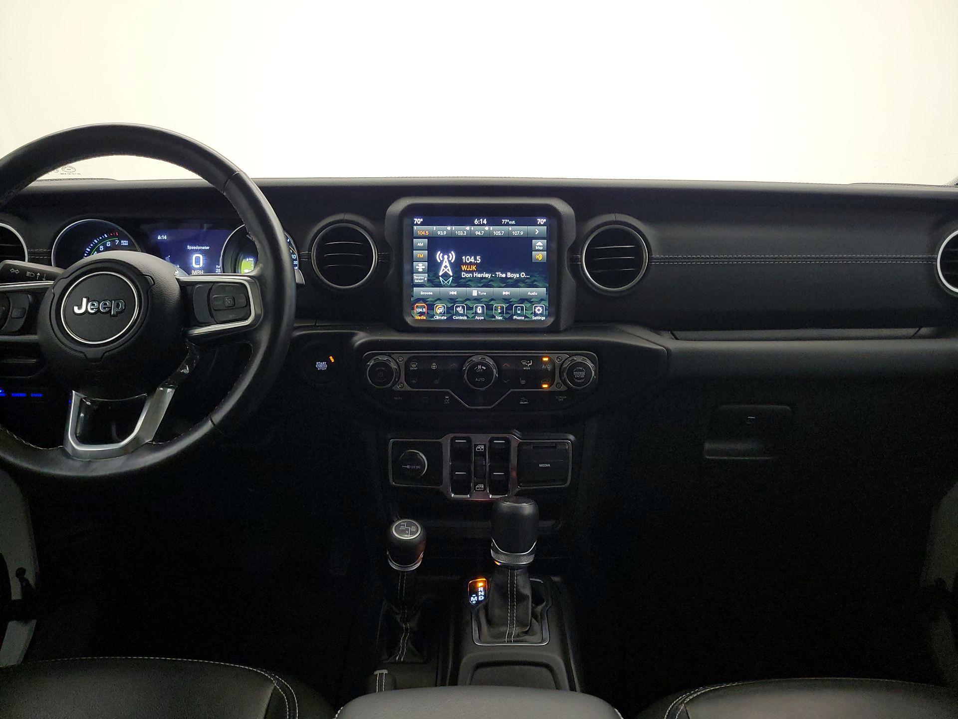 Thumbnail: 2022 Jeep Wrangler - 9