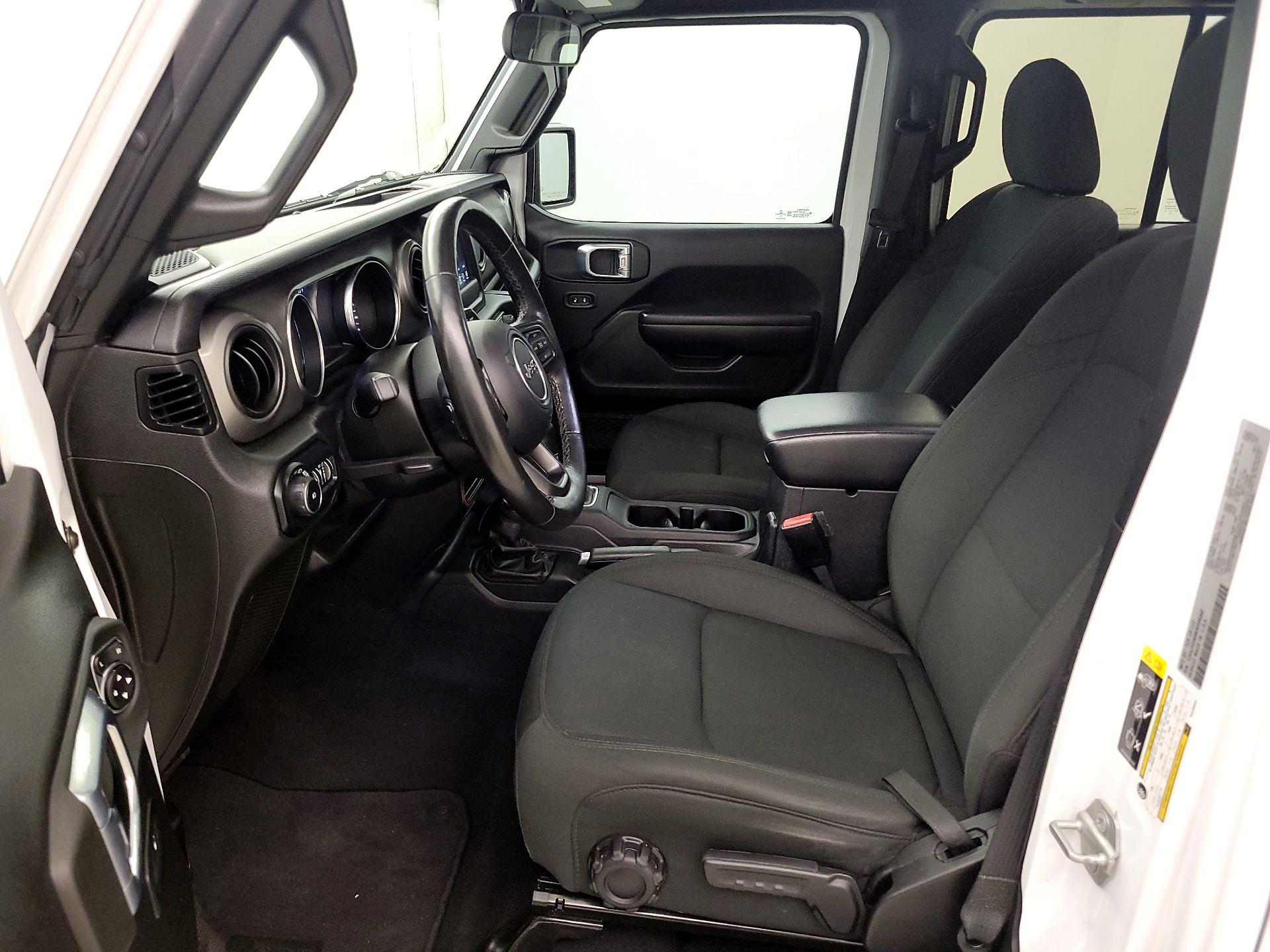 Thumbnail: 2021 Jeep Wrangler - 11