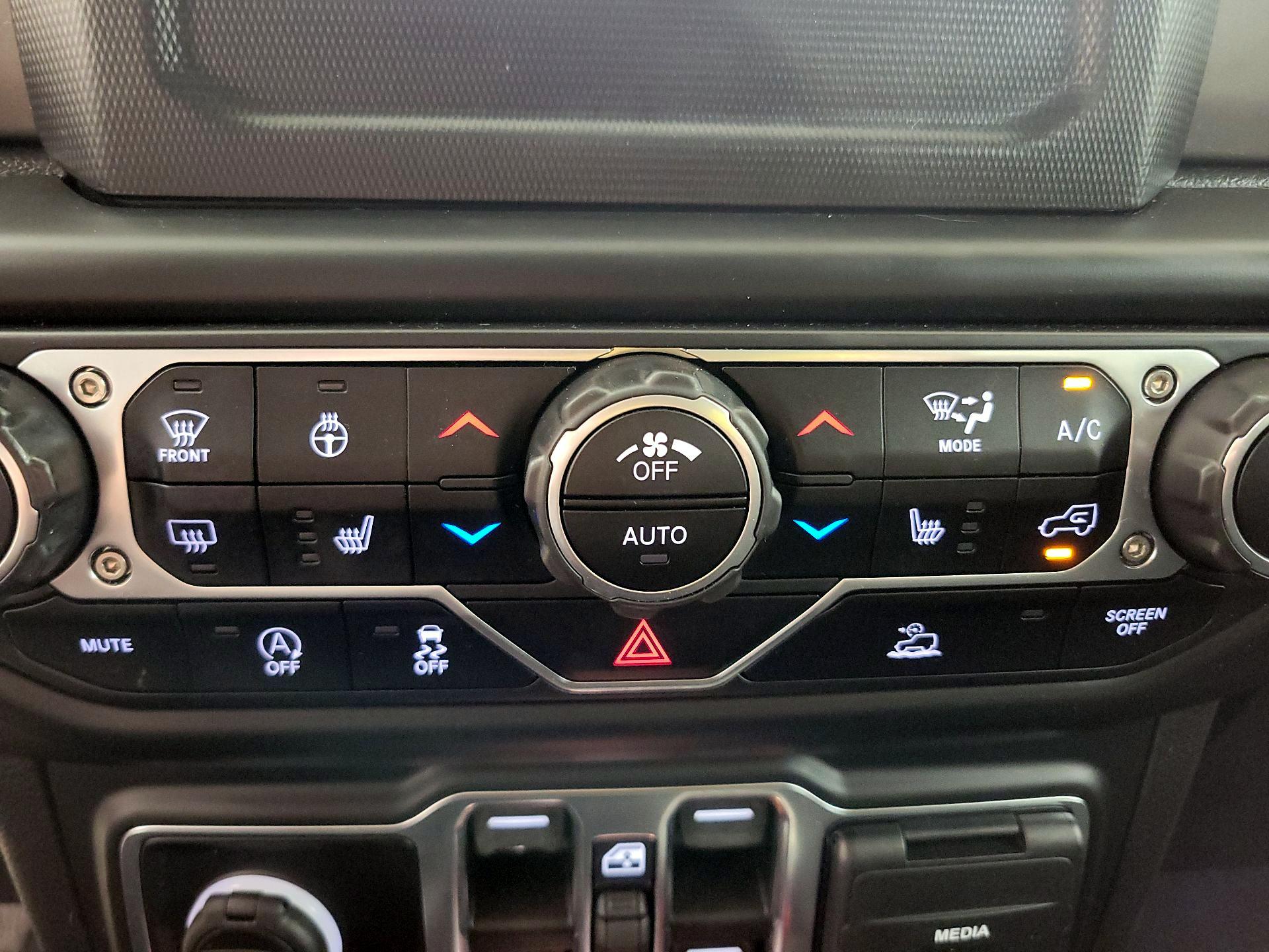Thumbnail: 2021 Jeep Wrangler - 16