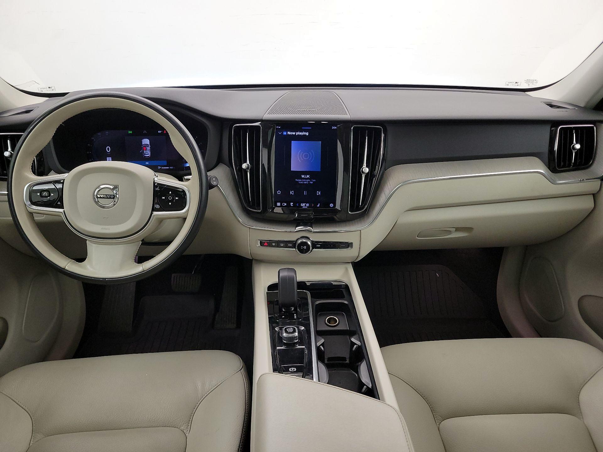 Thumbnail: 2023 Volvo XC60 - 9