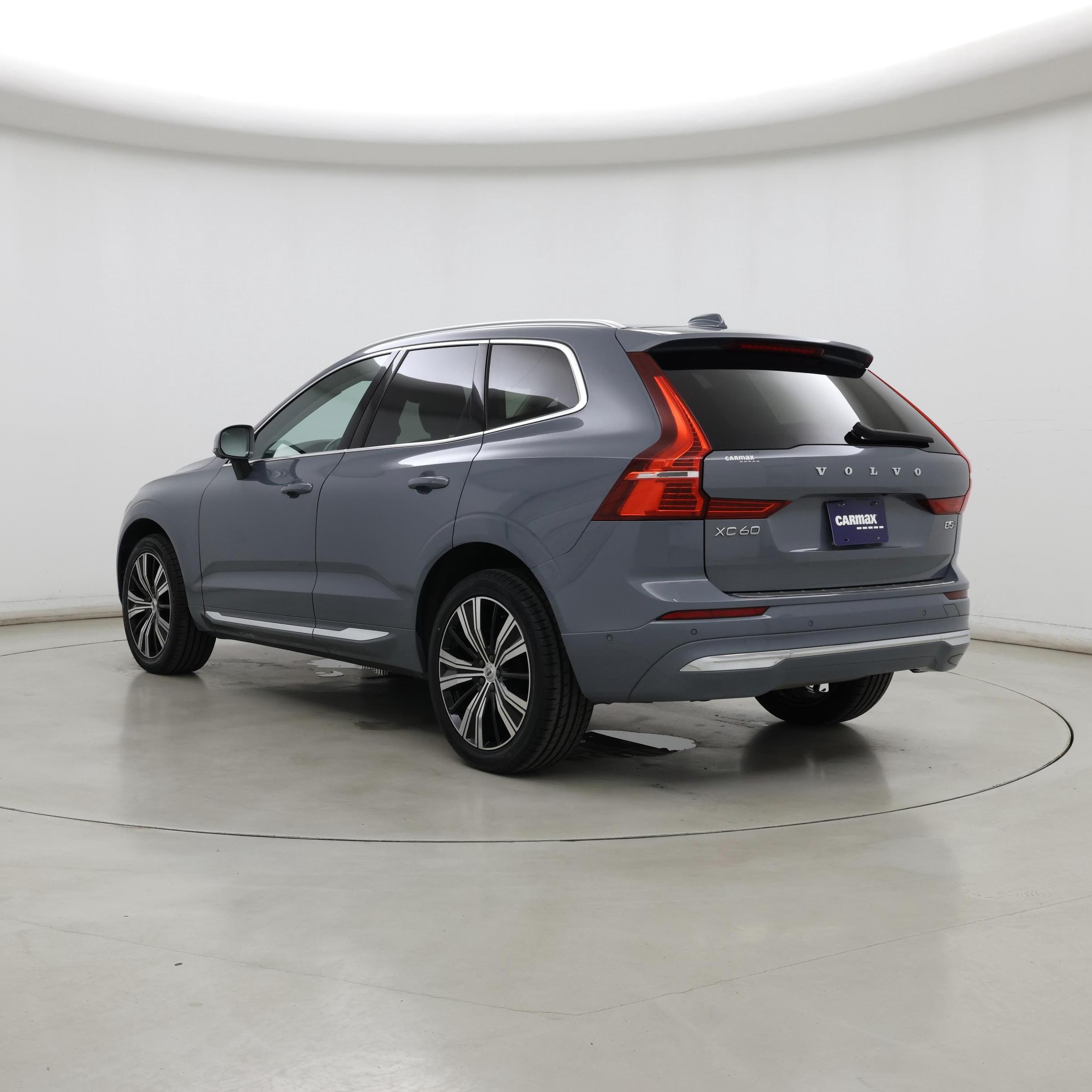 Thumbnail: 2023 Volvo XC60 - 2