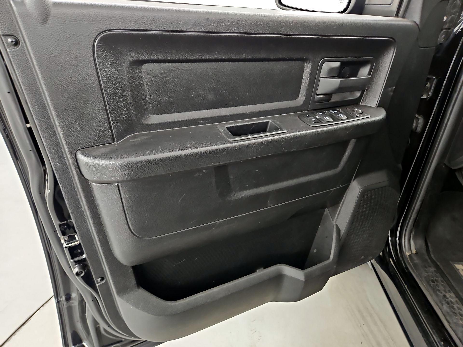 Thumbnail: 2014 RAM 1500 - 12