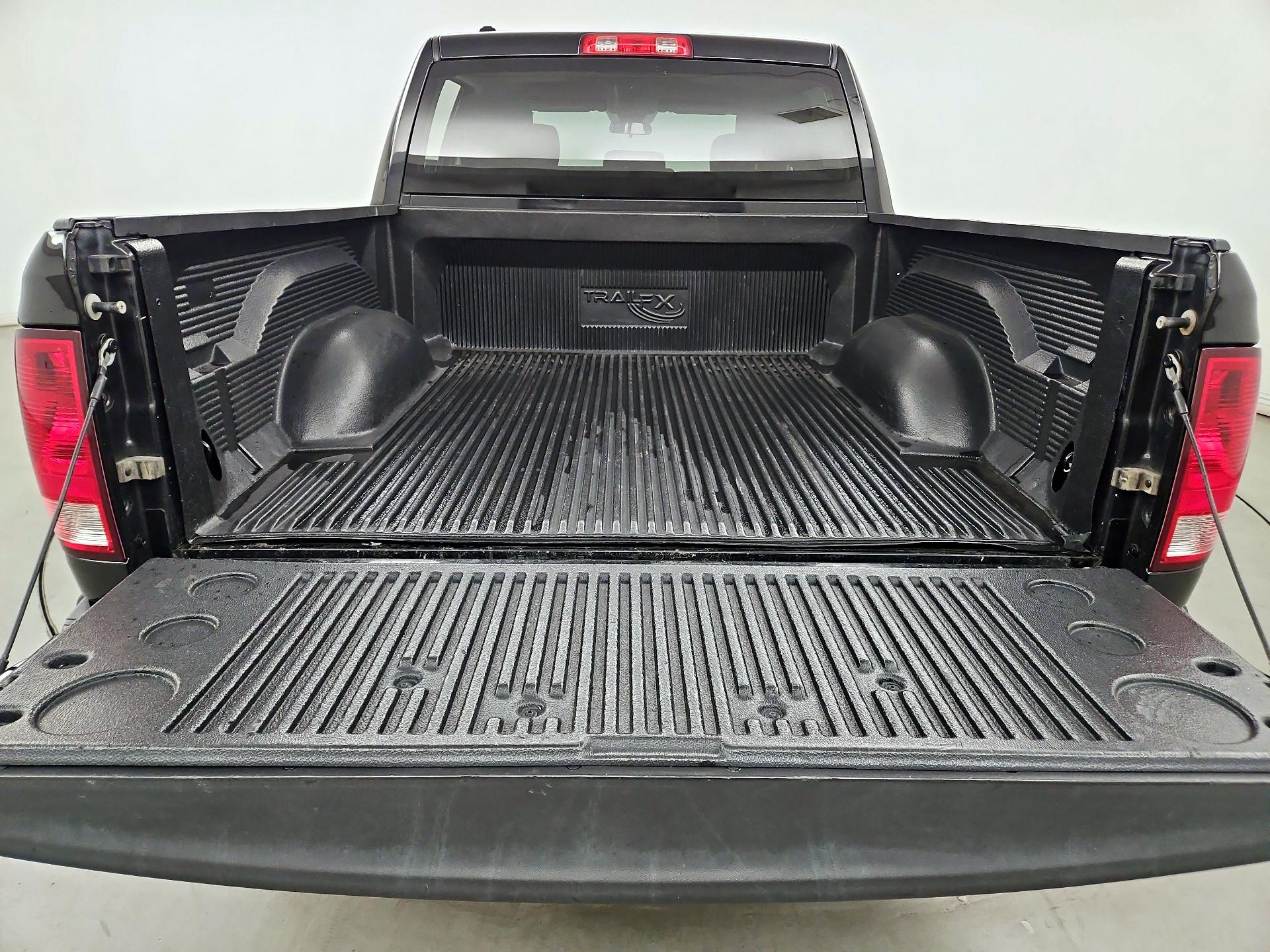 Thumbnail: 2014 RAM 1500 - 19