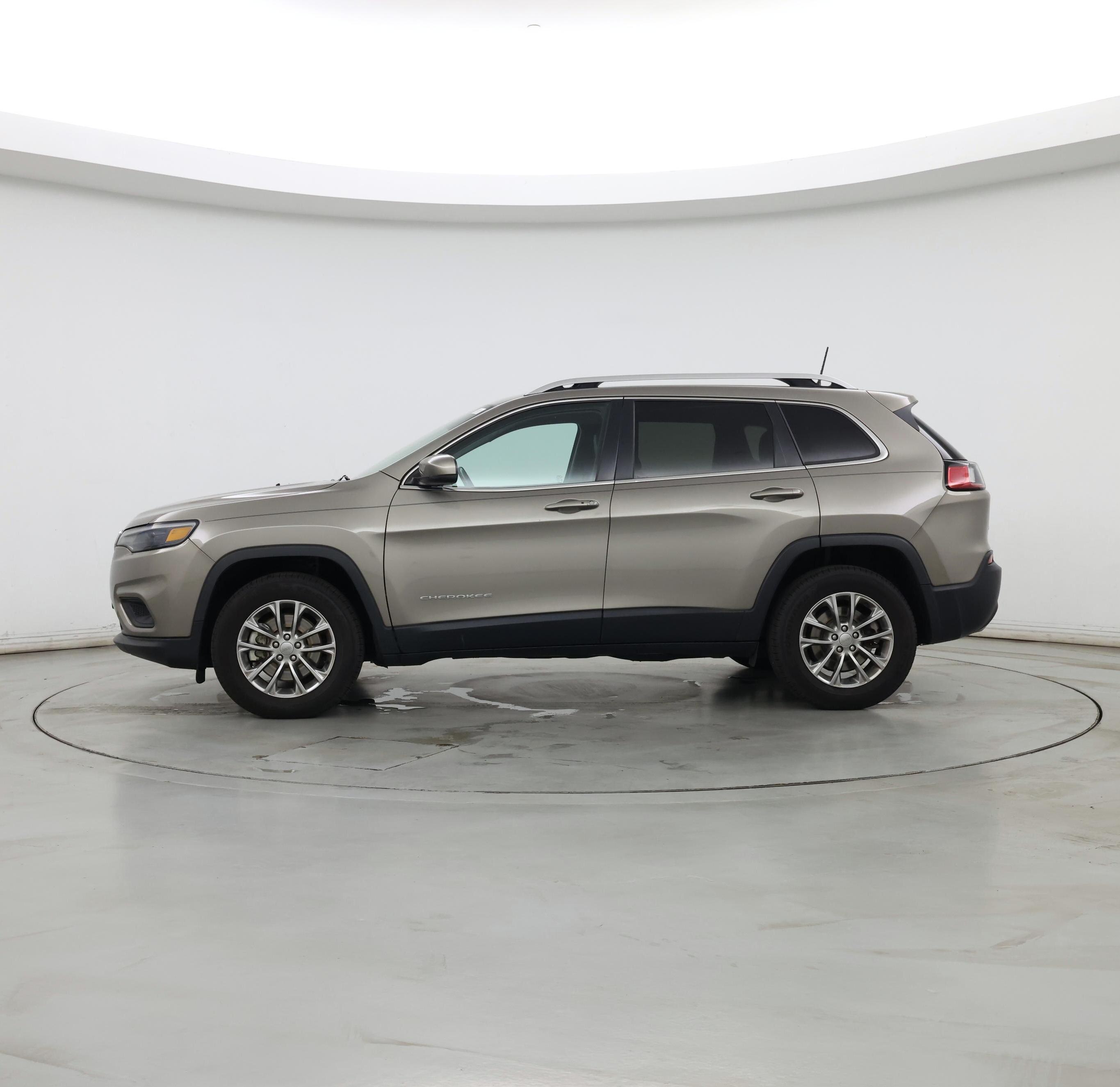 Thumbnail: 2021 Jeep Cherokee - 3