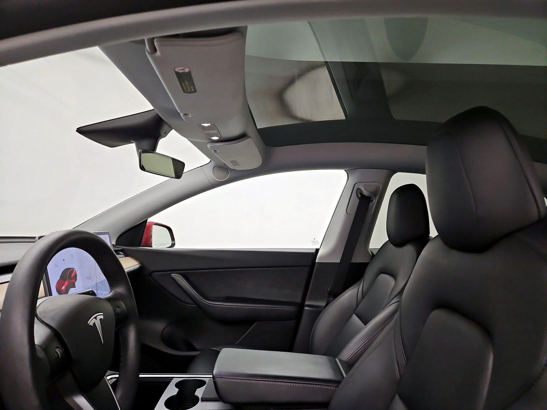 Thumbnail: 2021 Tesla Model Y - 19