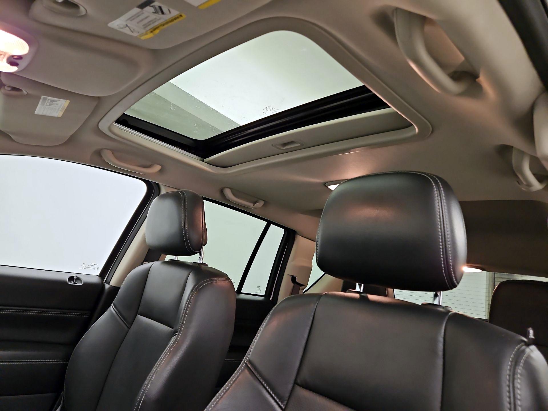 Thumbnail: 2016 Jeep Compass - 18