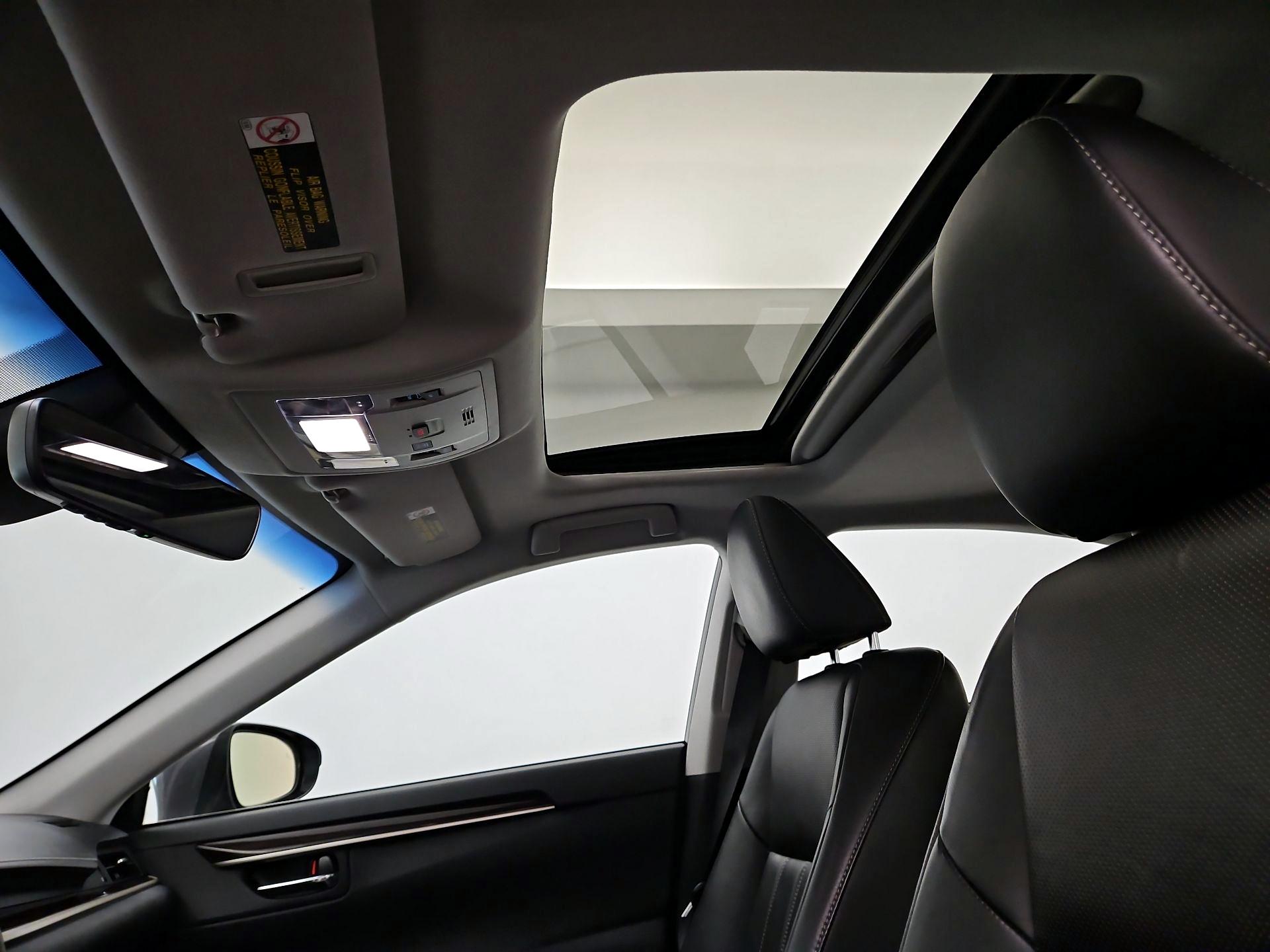 Thumbnail: 2016 Lexus ES - 20