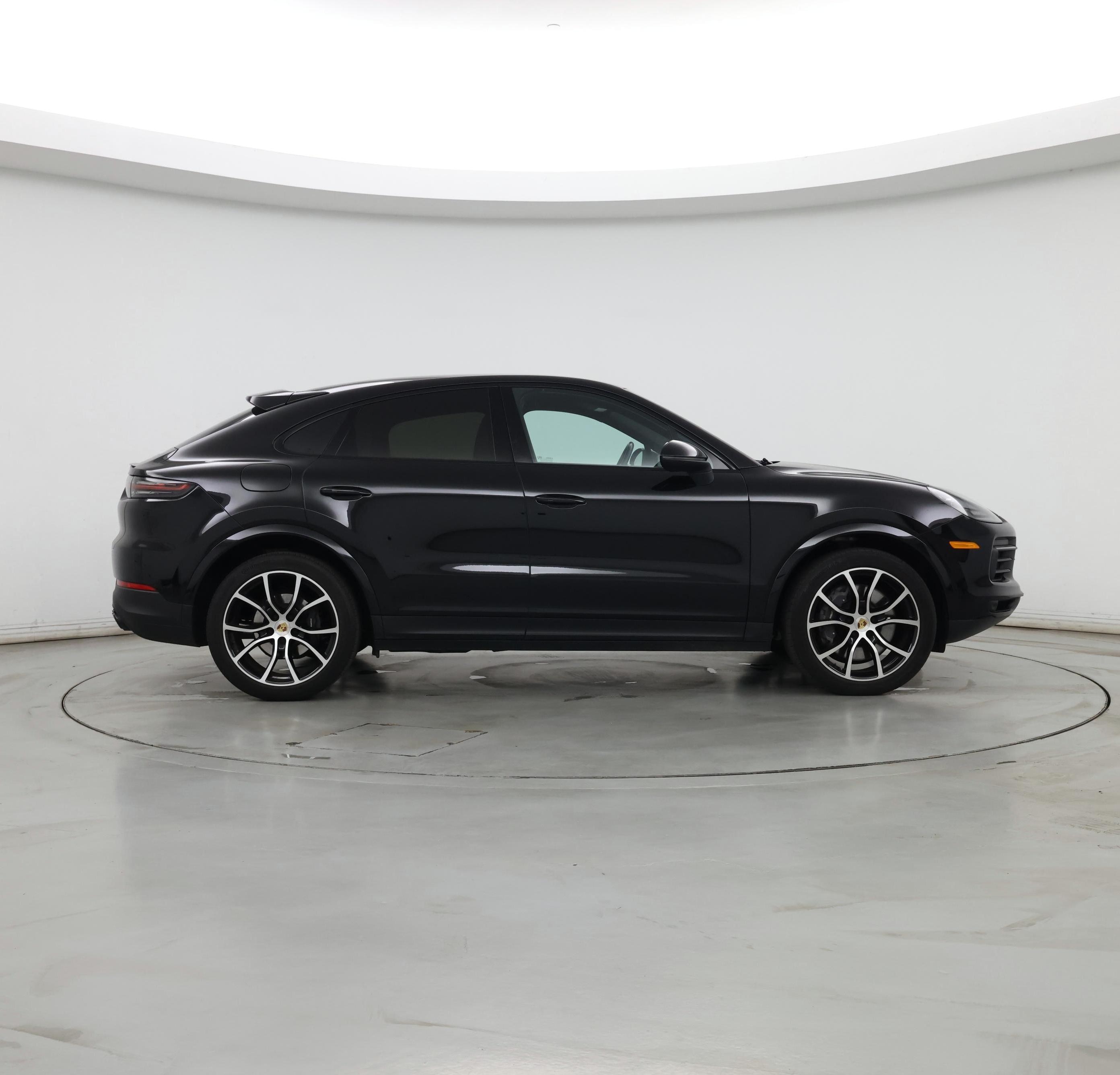 Thumbnail: 2023 Porsche Cayenne - 7