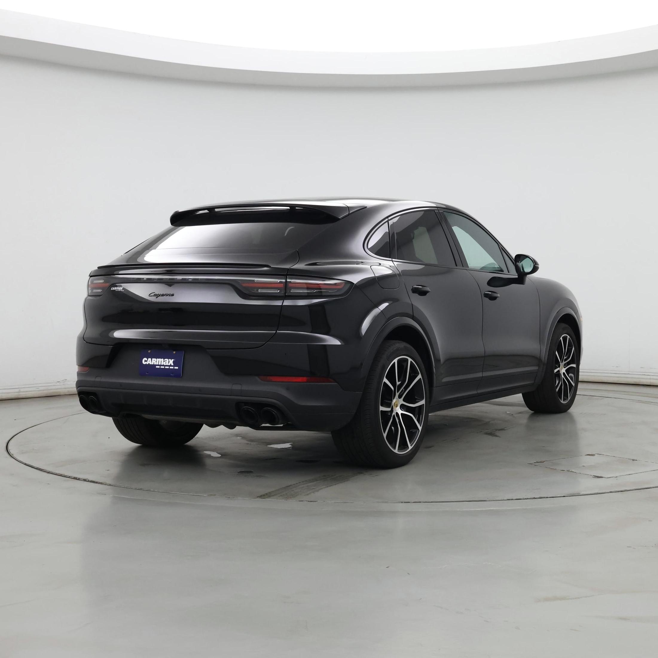 Thumbnail: 2023 Porsche Cayenne - 8