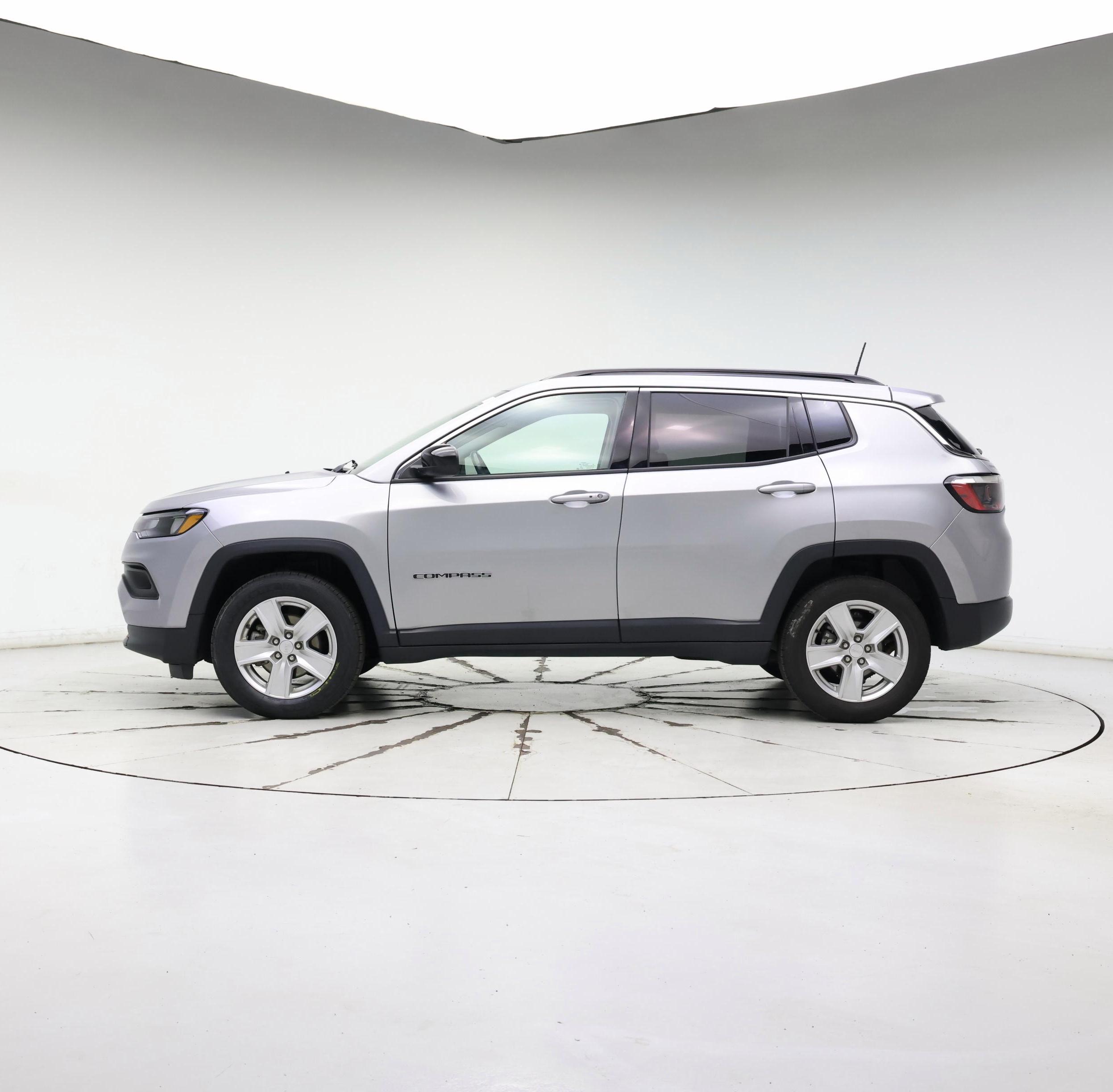 Thumbnail: 2022 Jeep Compass - 3