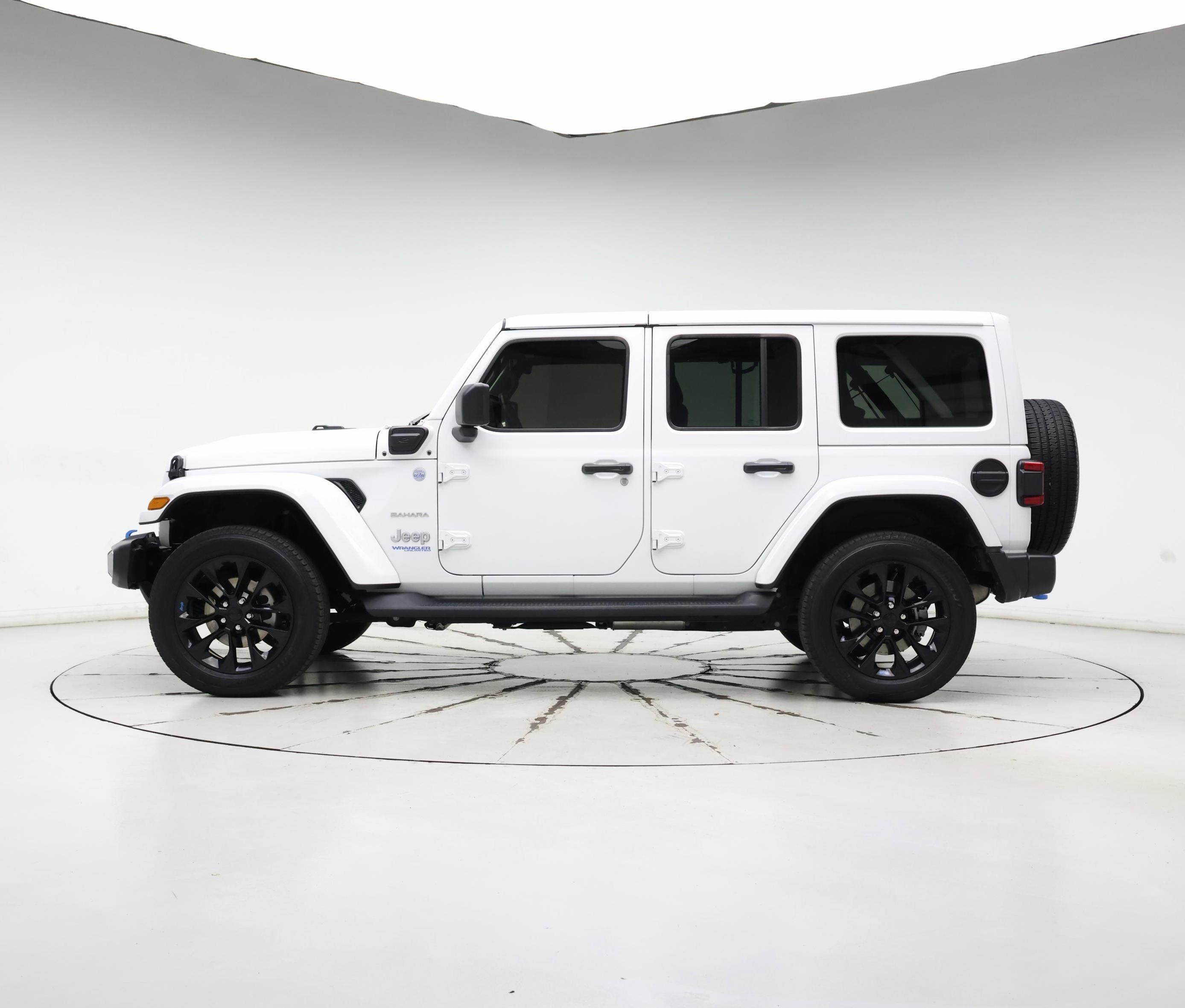 Thumbnail: 2022 Jeep Wrangler - 3